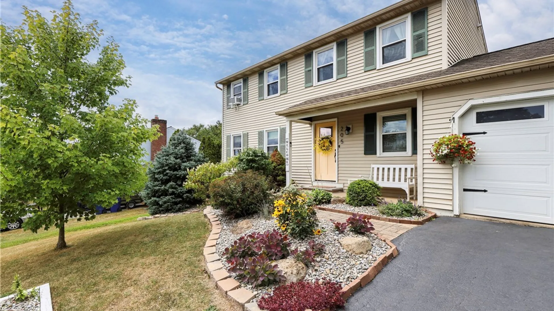 Property at 205 Sizzano, Camillus, NY 13209 4