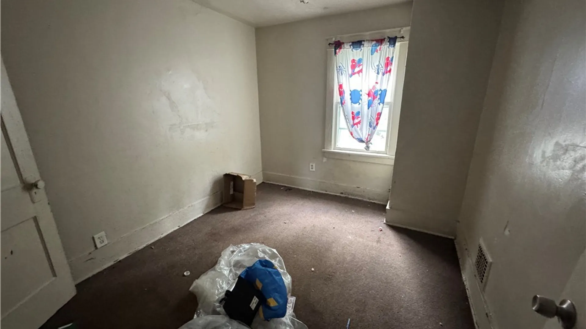Property at 1874 South Avenue, Niagara Falls, NY 14305 13