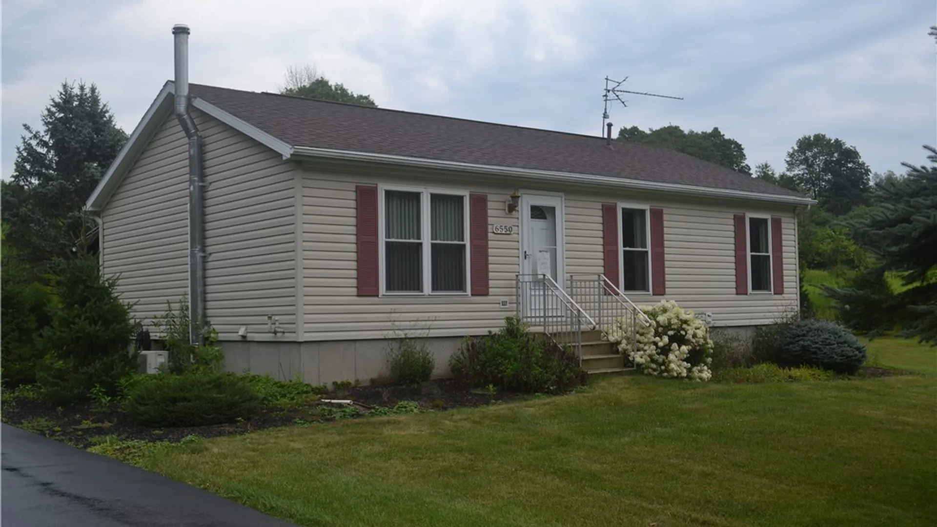 Property at 6550 State Route 291, Marcy, NY 13403 3