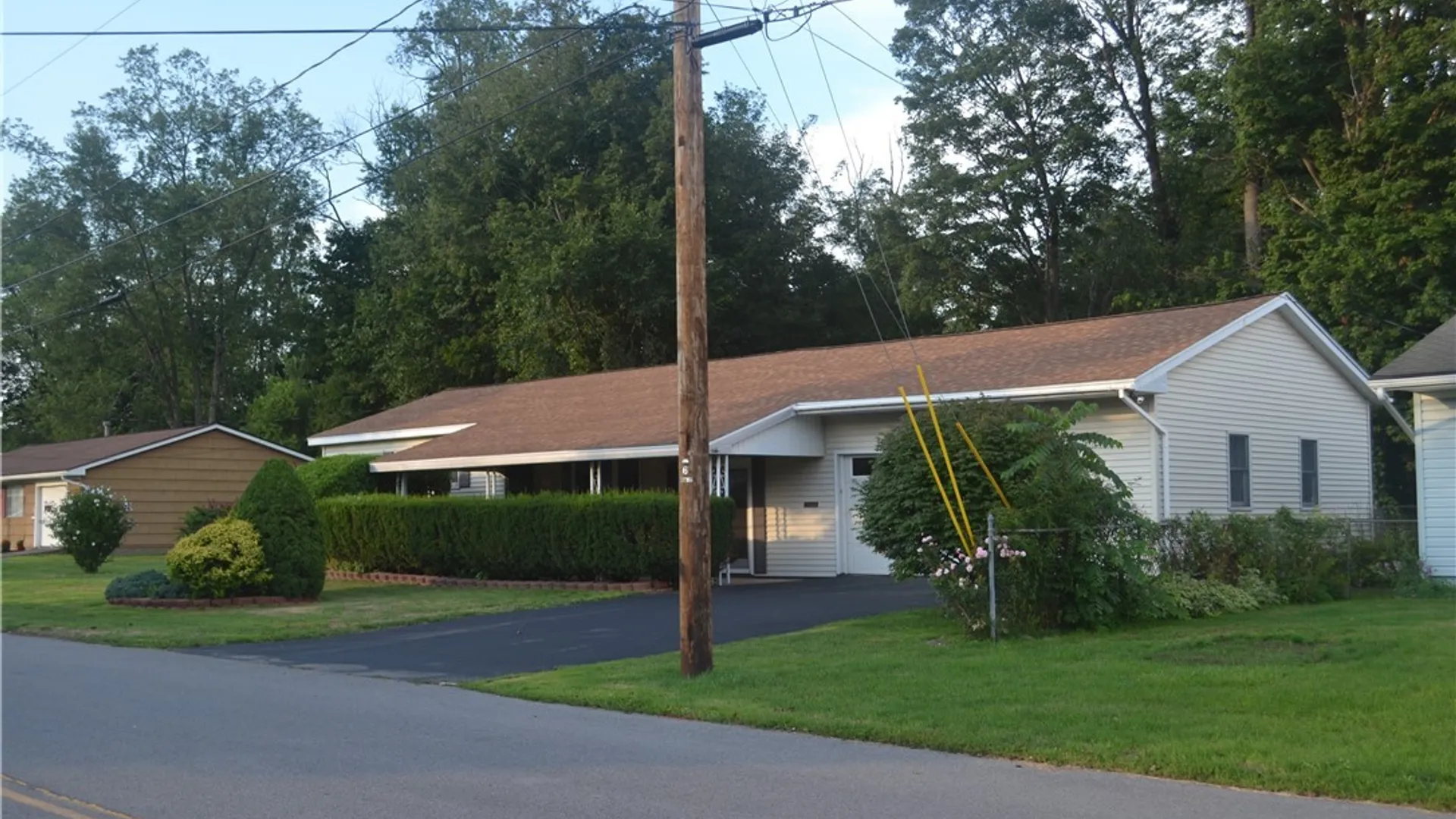 Property at 731 Deerfield Drive, Utica, NY 13502 3