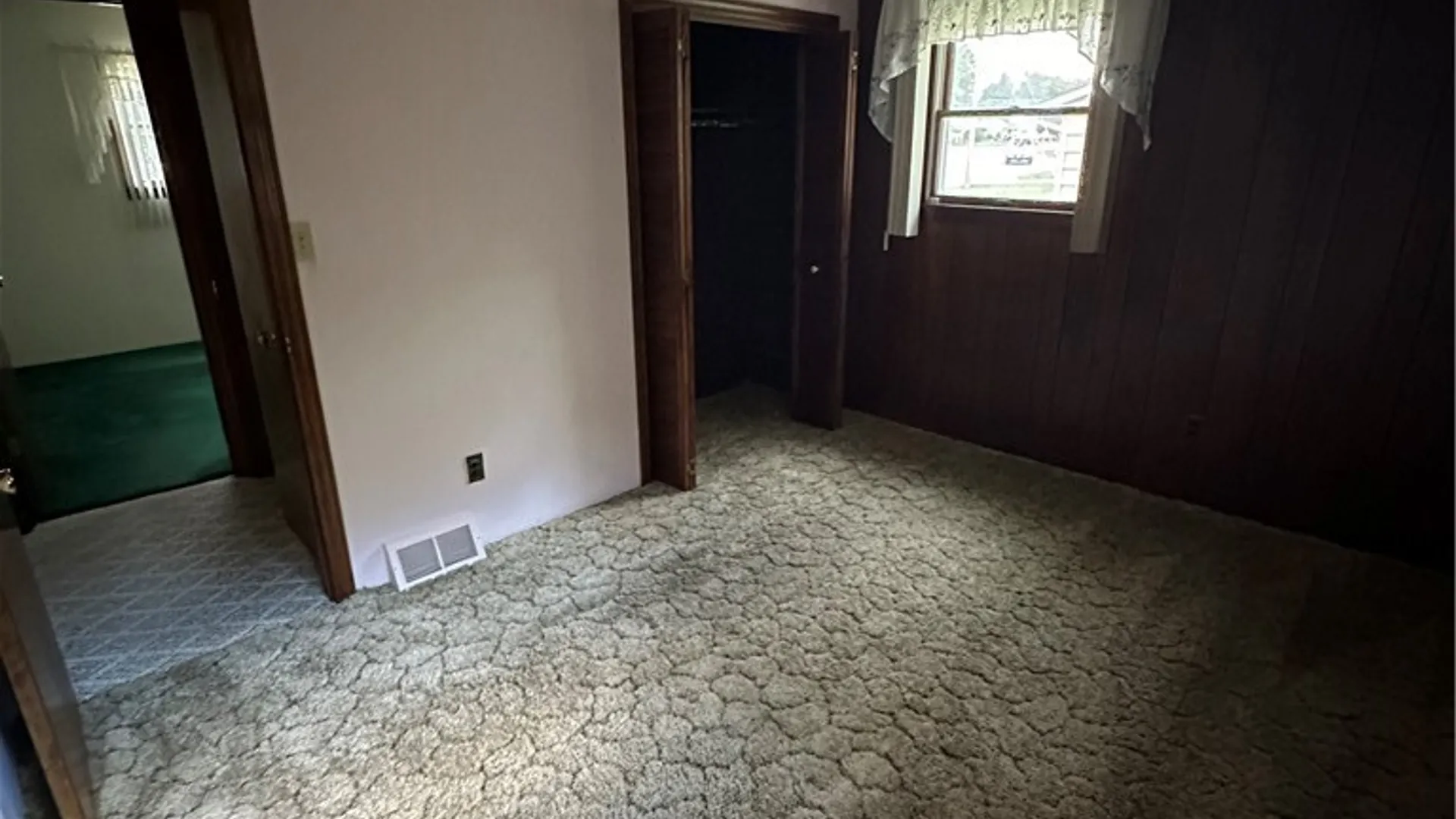 Property at 731 Deerfield Drive, Utica, NY 13502 28