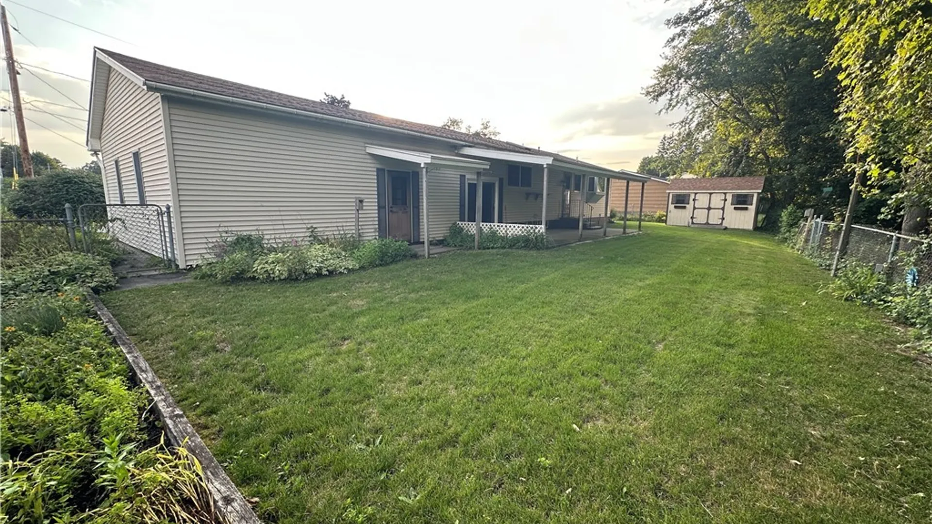 Property at 731 Deerfield Drive, Utica, NY 13502 5
