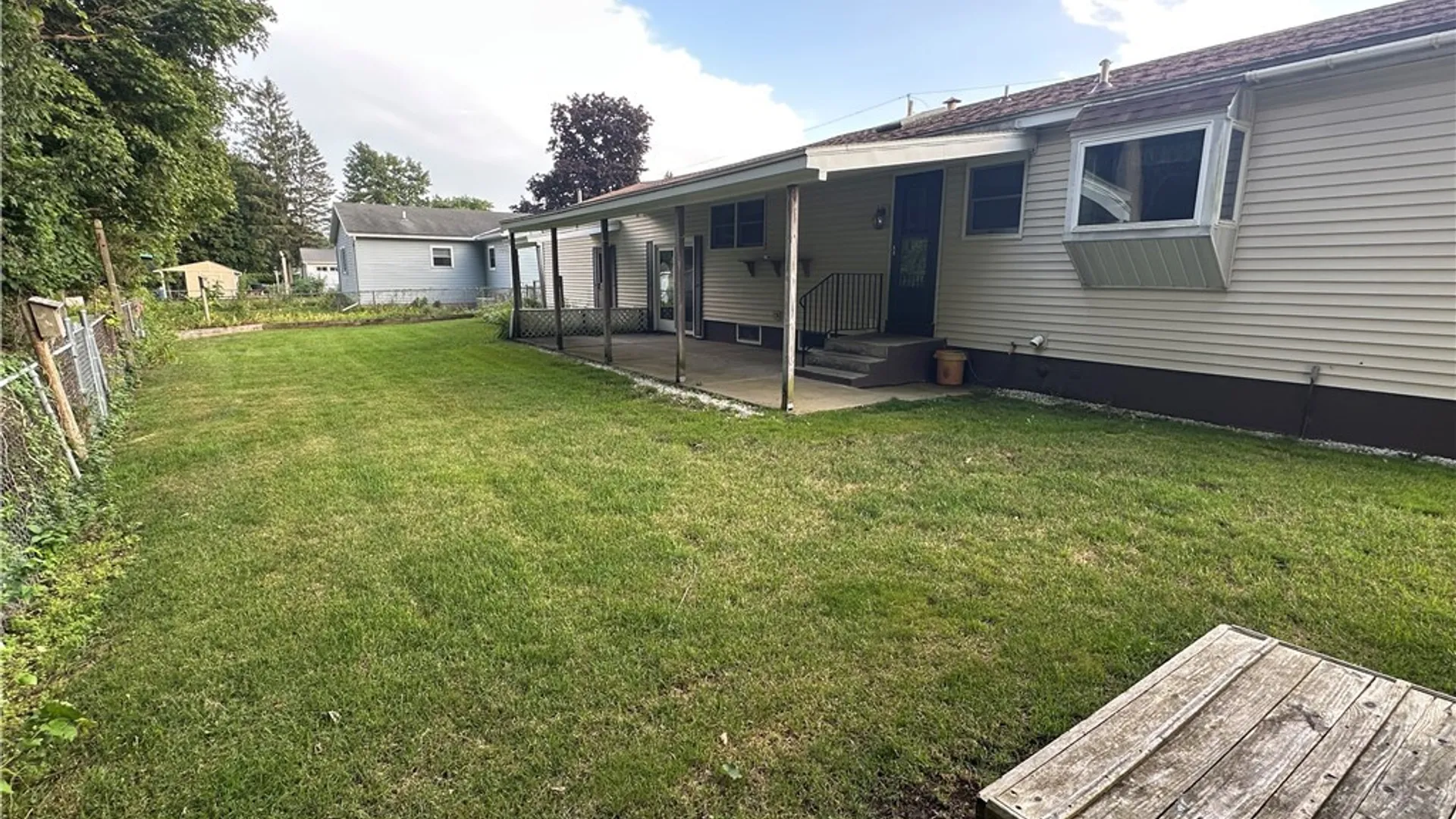 Property at 731 Deerfield Drive, Utica, NY 13502 6