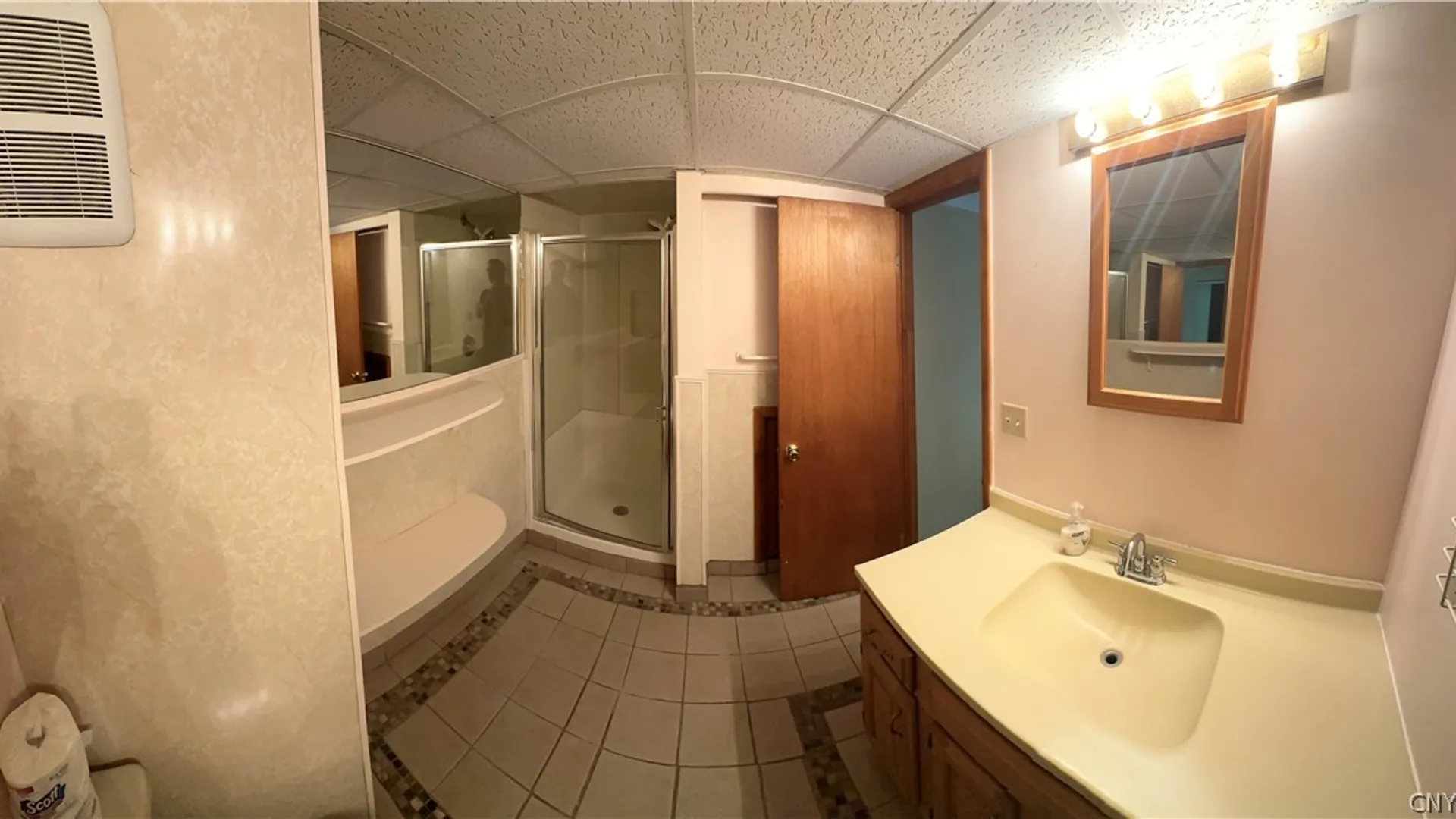 Property at 731 Deerfield Drive, Utica, NY 13502 38