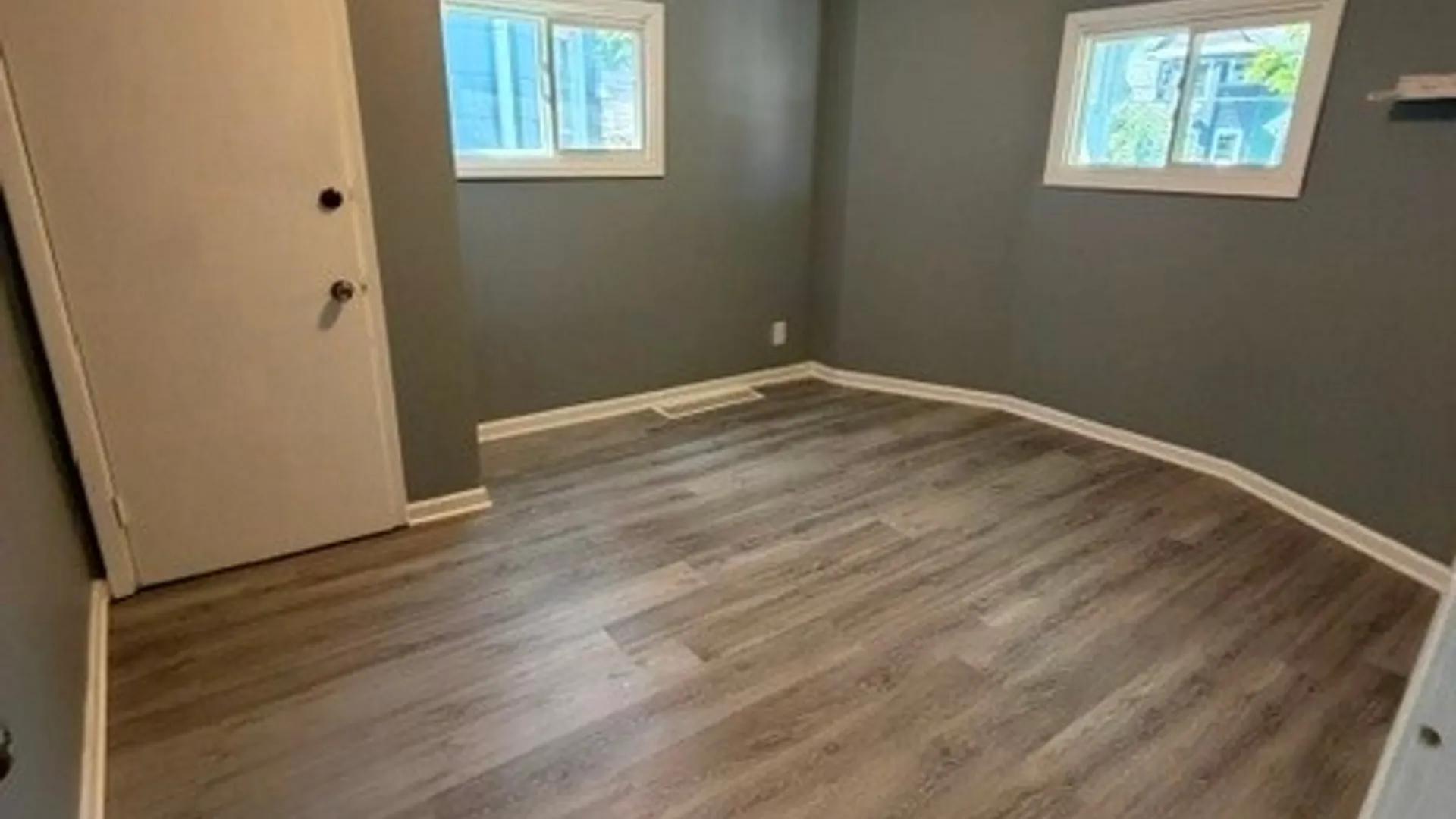 Property at 101 Aldrich Place, Buffalo, NY 14220 3