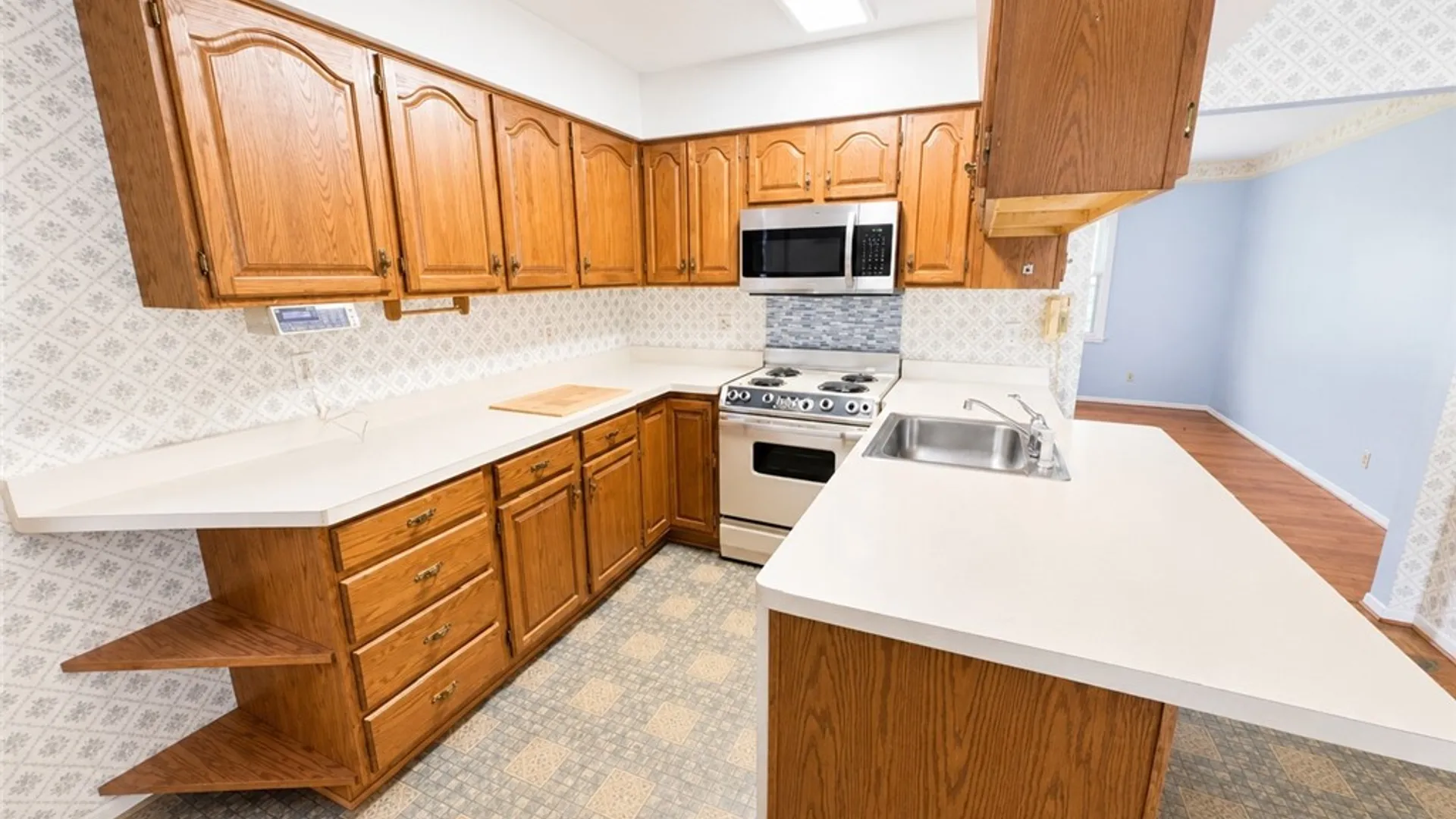Property at 121 Hillary Drive, Chili, NY 14624 9