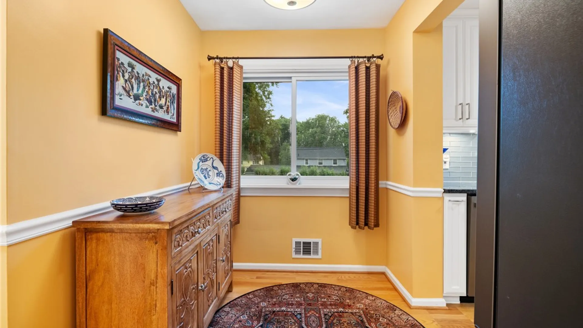 Property at 16 Oakcrest Drive, Irondequoit, NY 14617 14