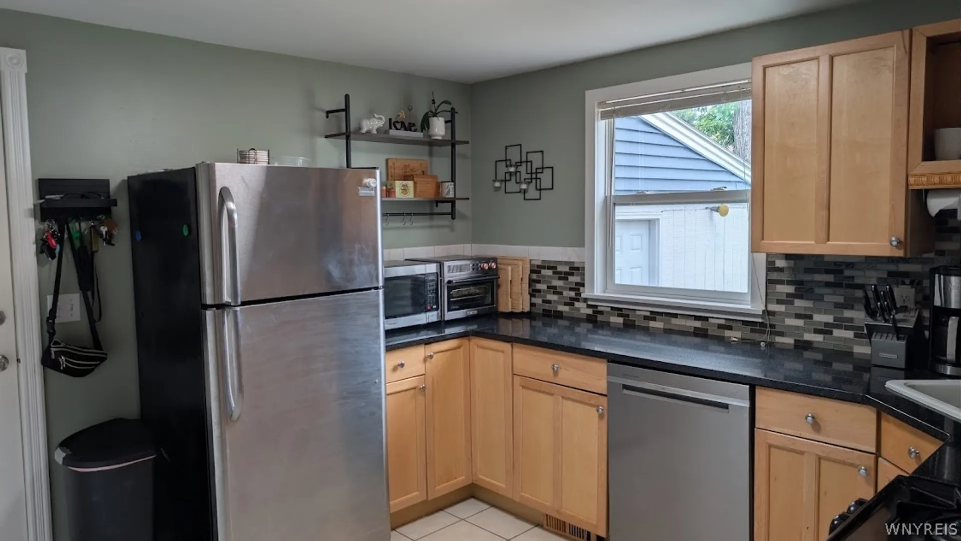Property at 40 Birkdale Road, Cheektowaga, NY 14225 3