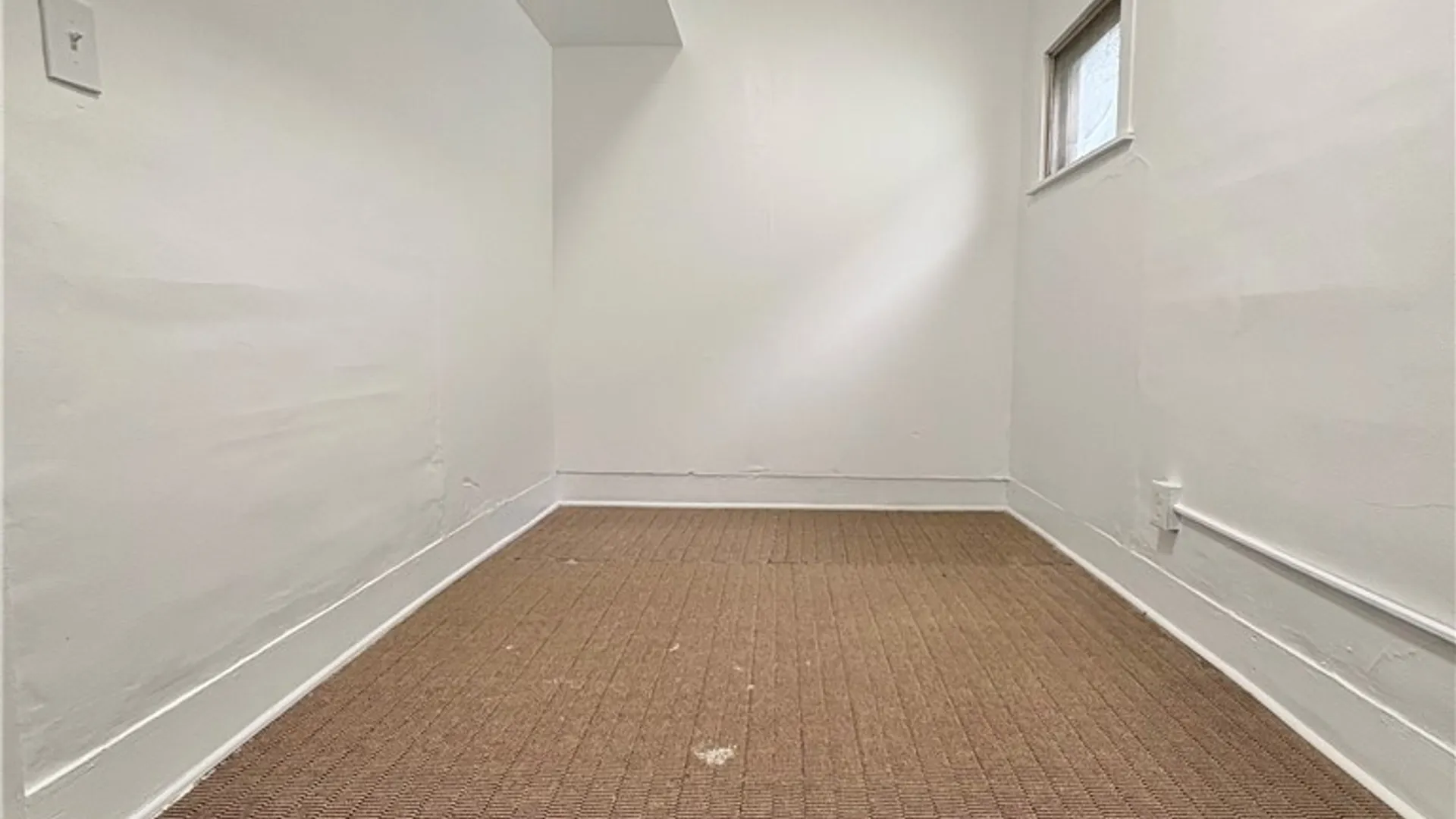 Property at 34 Coit Street, Buffalo, NY 14206 8