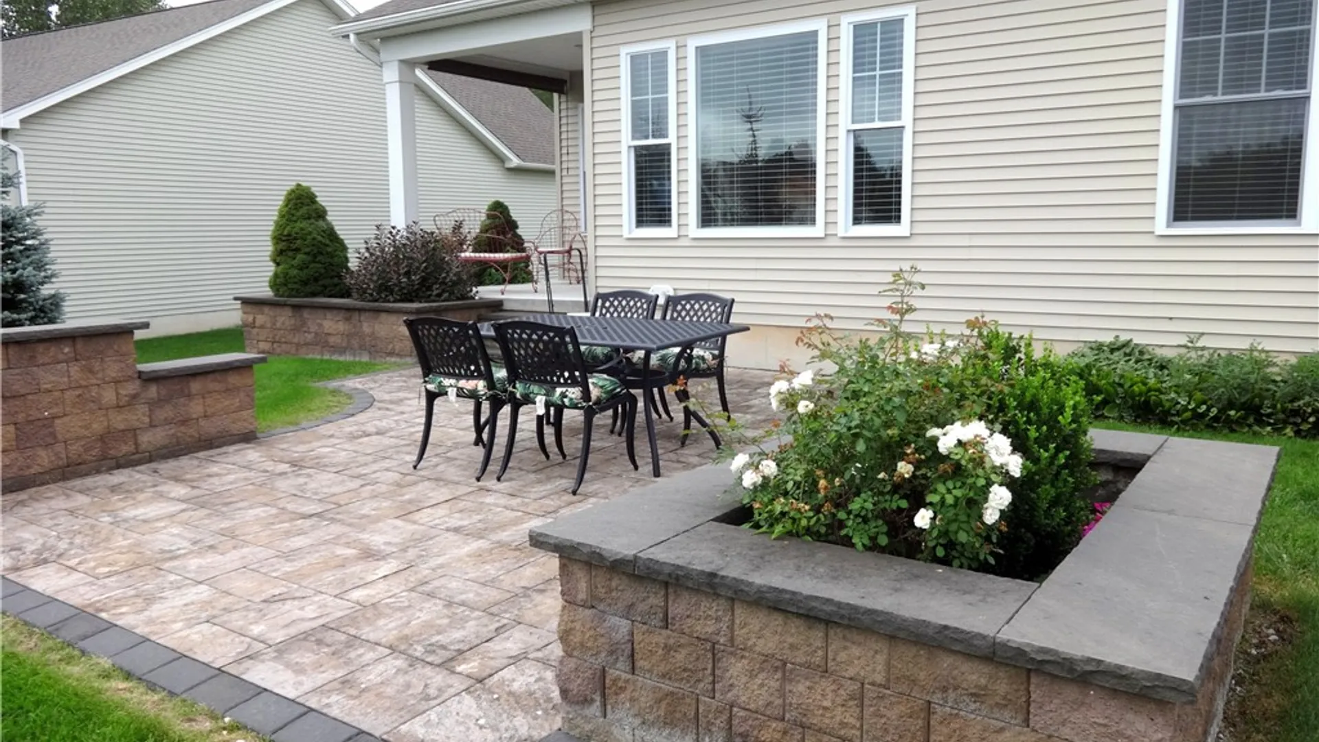 Property at 31 Thames Drive, Henrietta, NY 14586 33