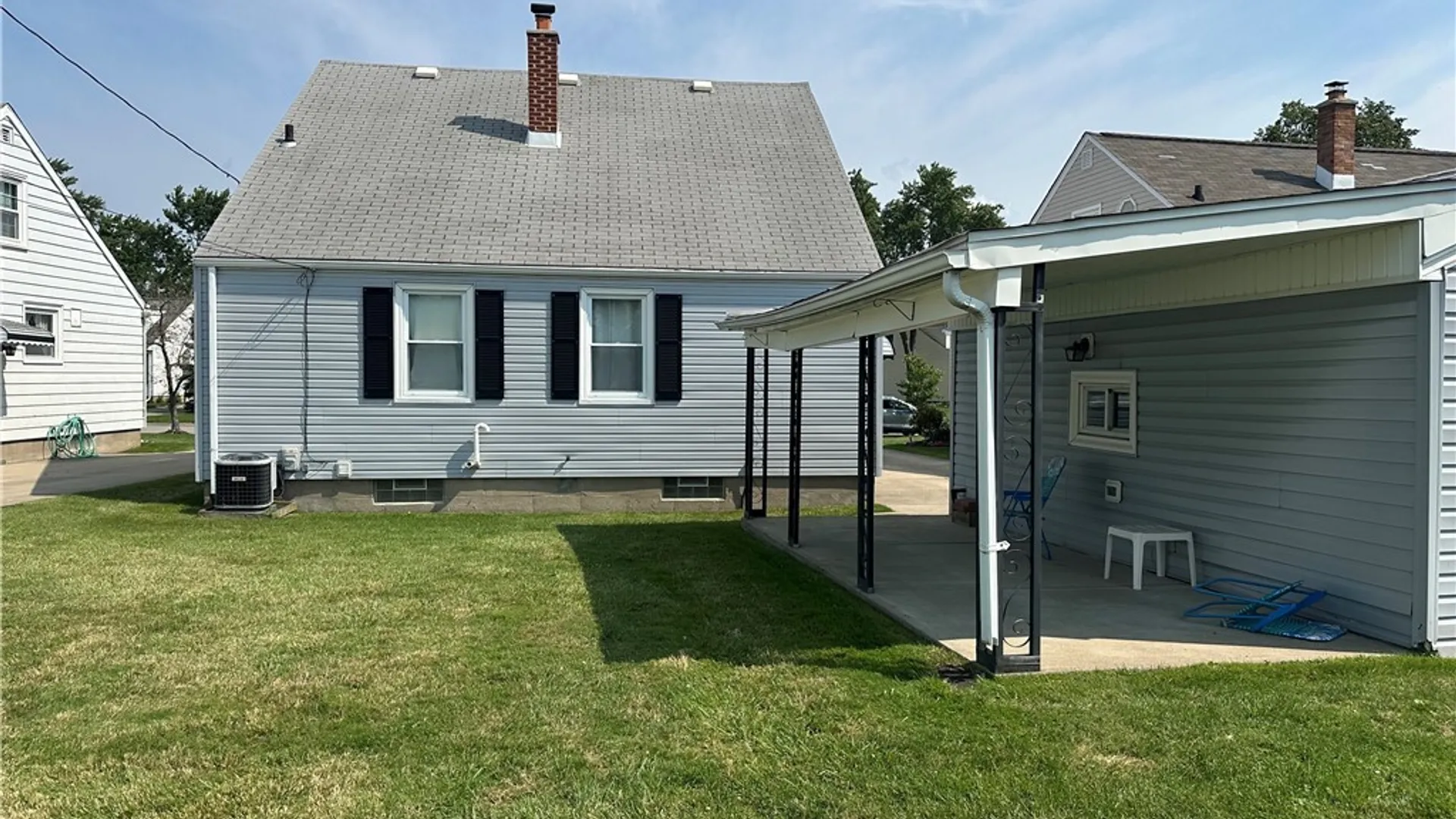 Property at 14 Quaker Ridge Road, Tonawanda, NY 14150 4