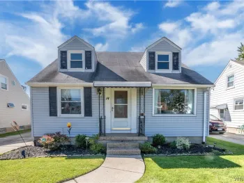 Property at 14 Quaker Ridge Road, Tonawanda, NY 14150