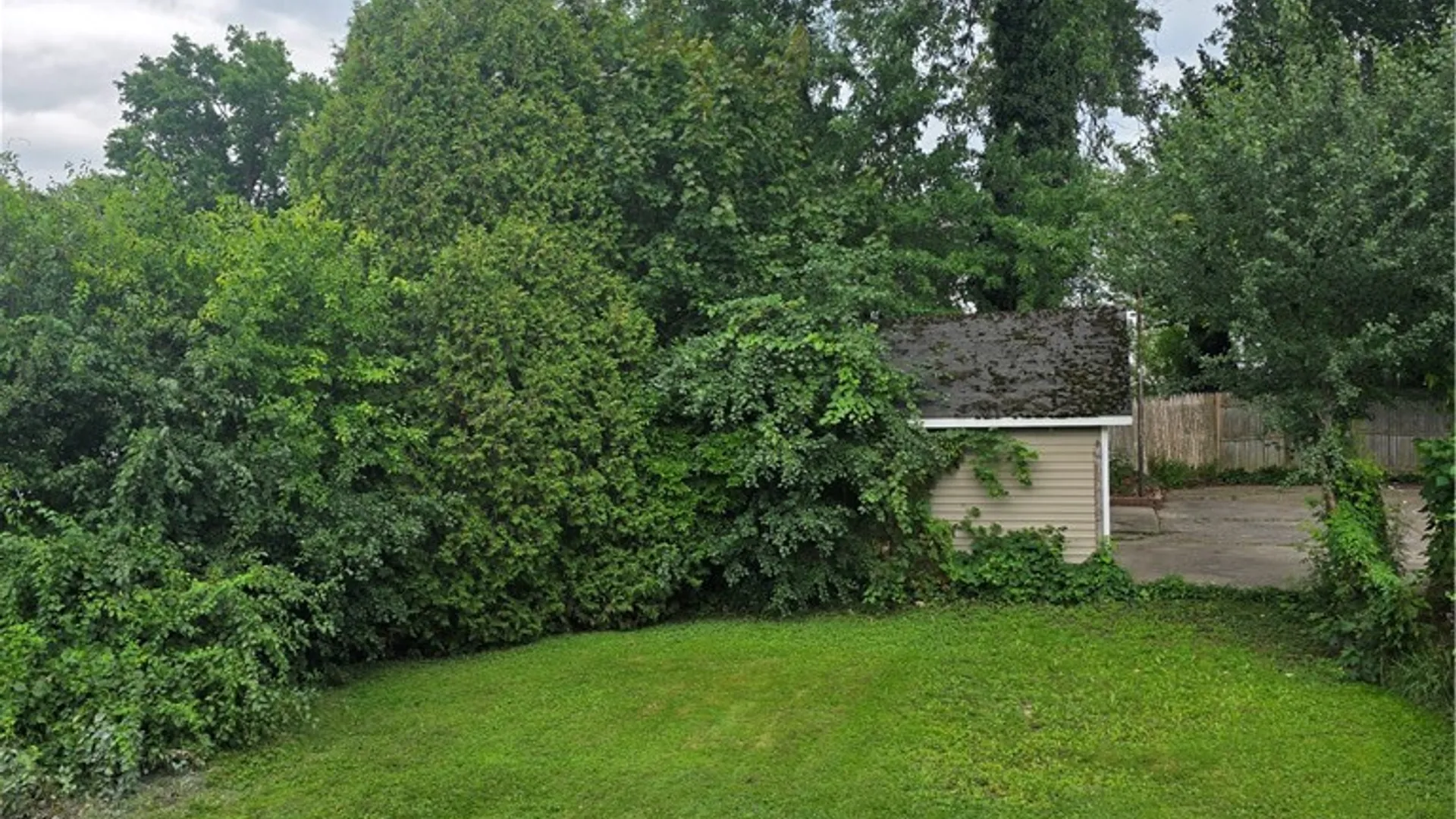 Property at 1903 Butterfield Avenue, Utica, NY 13501 36