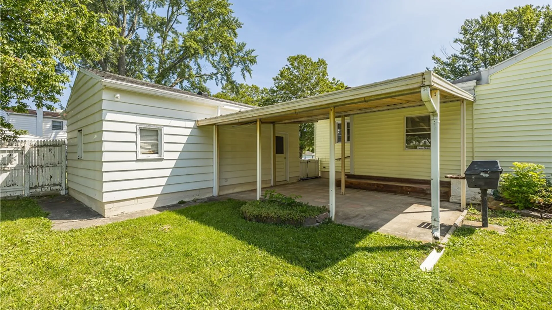 Property at 4 Dewey Avenue, Batavia City, NY 14020 31