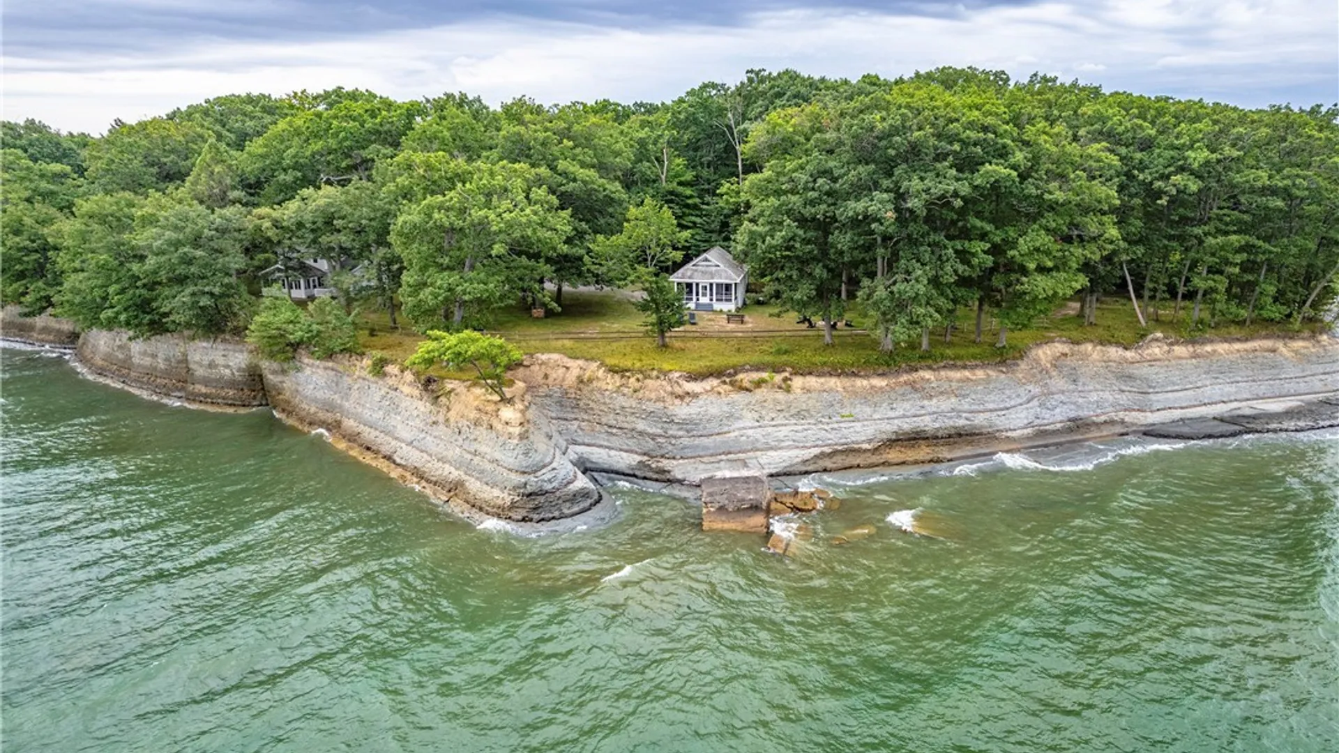 Property at 6 -7 Lotus Bay Road, Brant, NY 14081 6