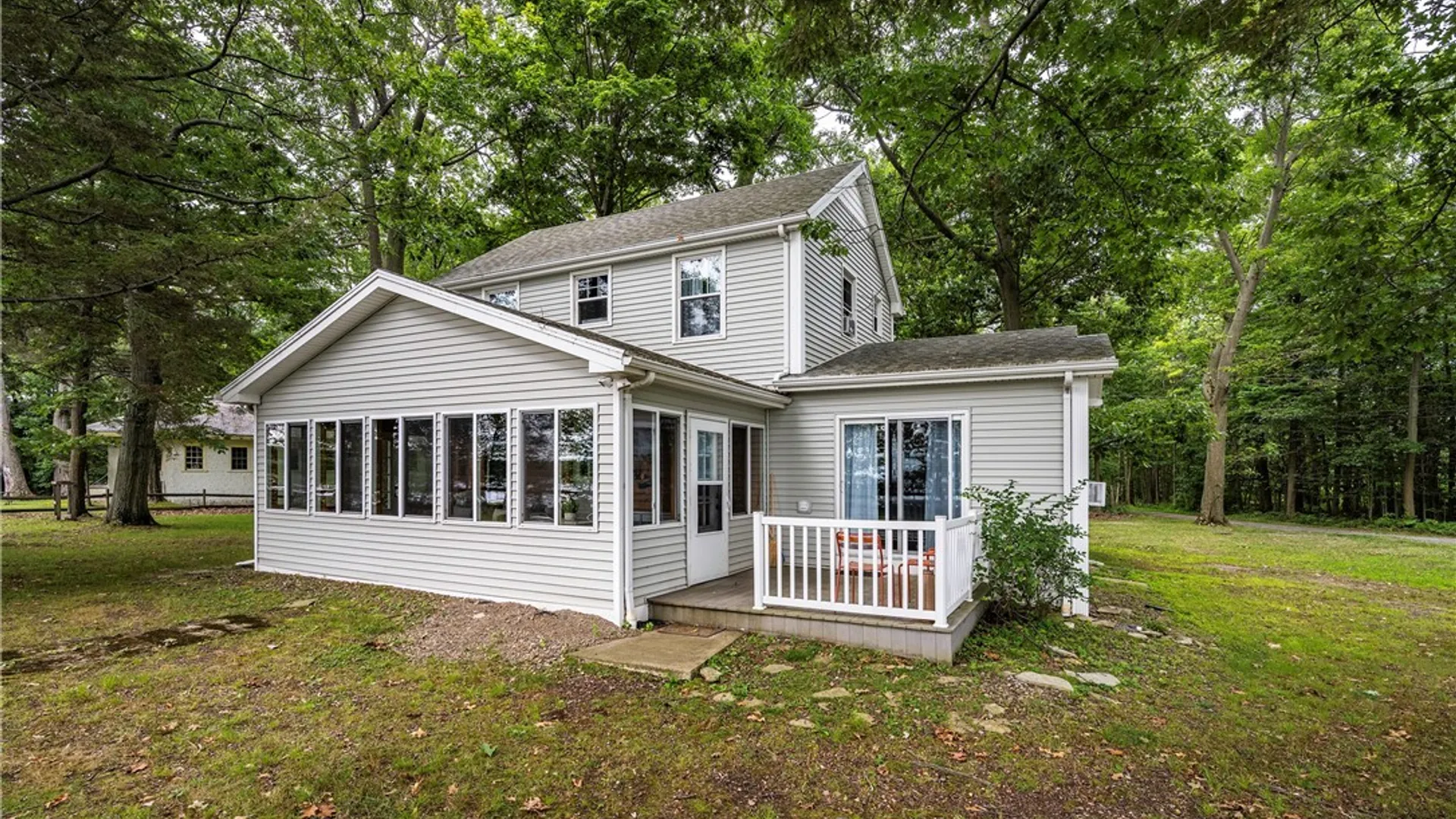 Property at 6 -7 Lotus Bay Road, Brant, NY 14081 10