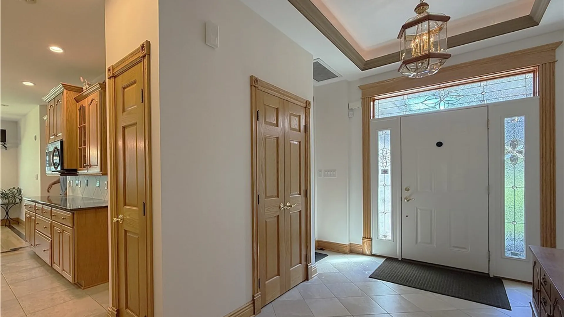 Property at 10580 Tillman Road, Clarence, NY 14031 4