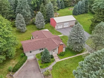 Property at 7112 Valentown Rd, Victor, NY 14564