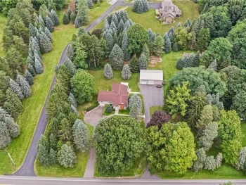 Property at 7112 Valentown Rd, Victor, NY 14564