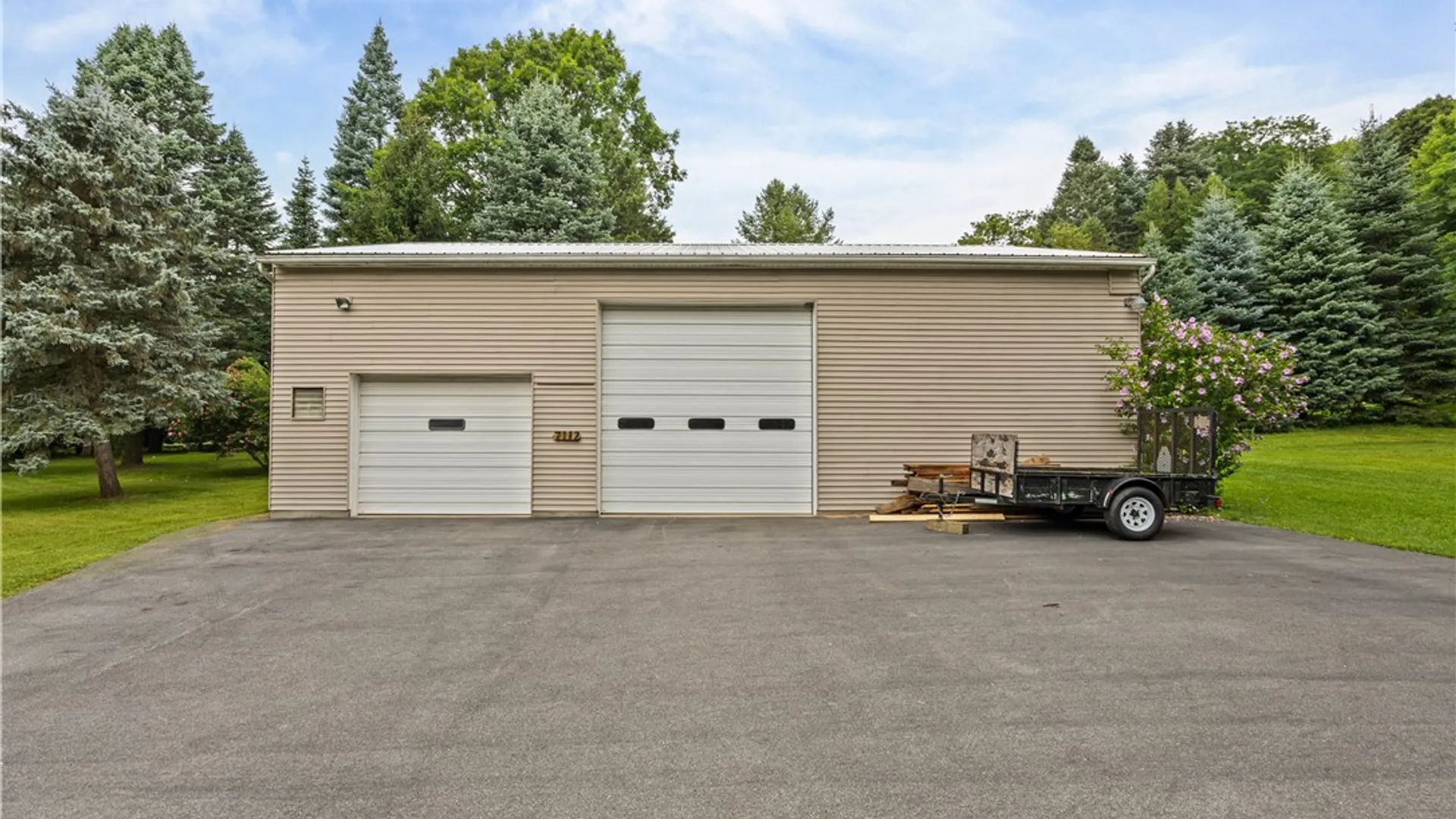 Property at 7112 Valentown Rd, Victor, NY 14564 8