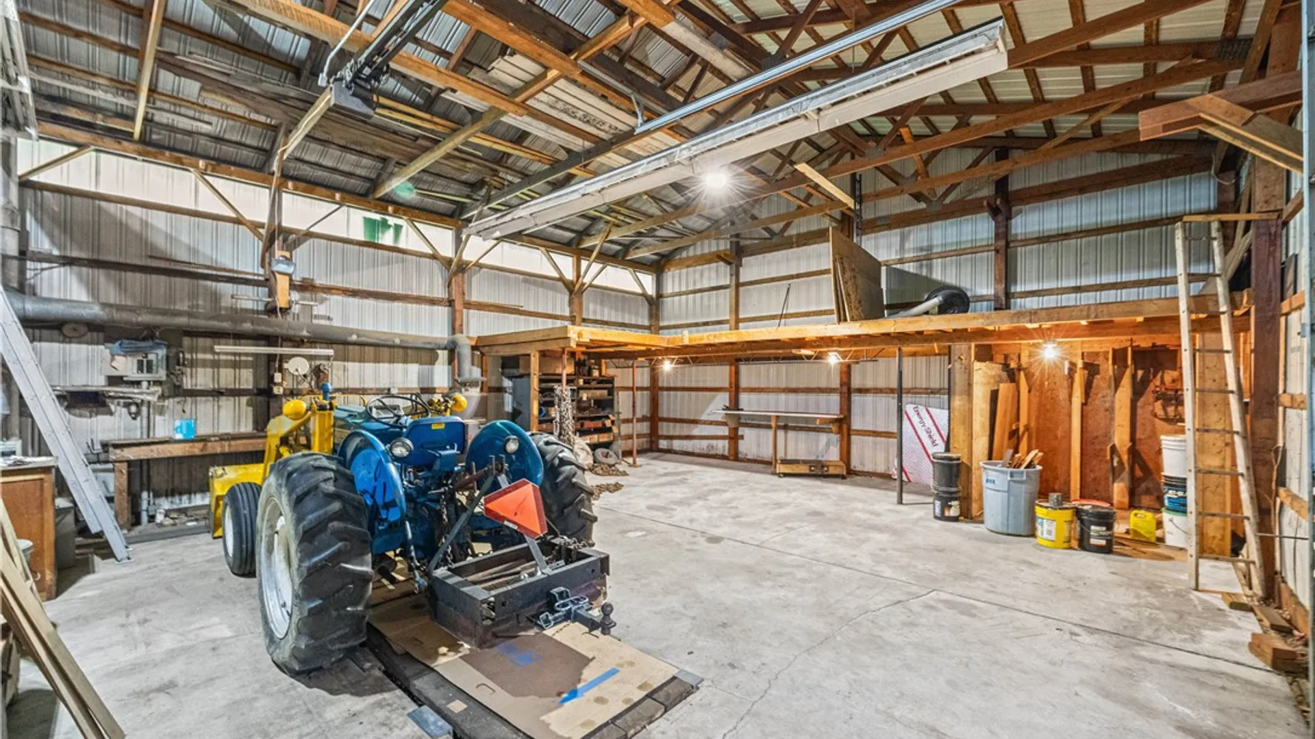 Property at 7112 Valentown Rd, Victor, NY 14564 9