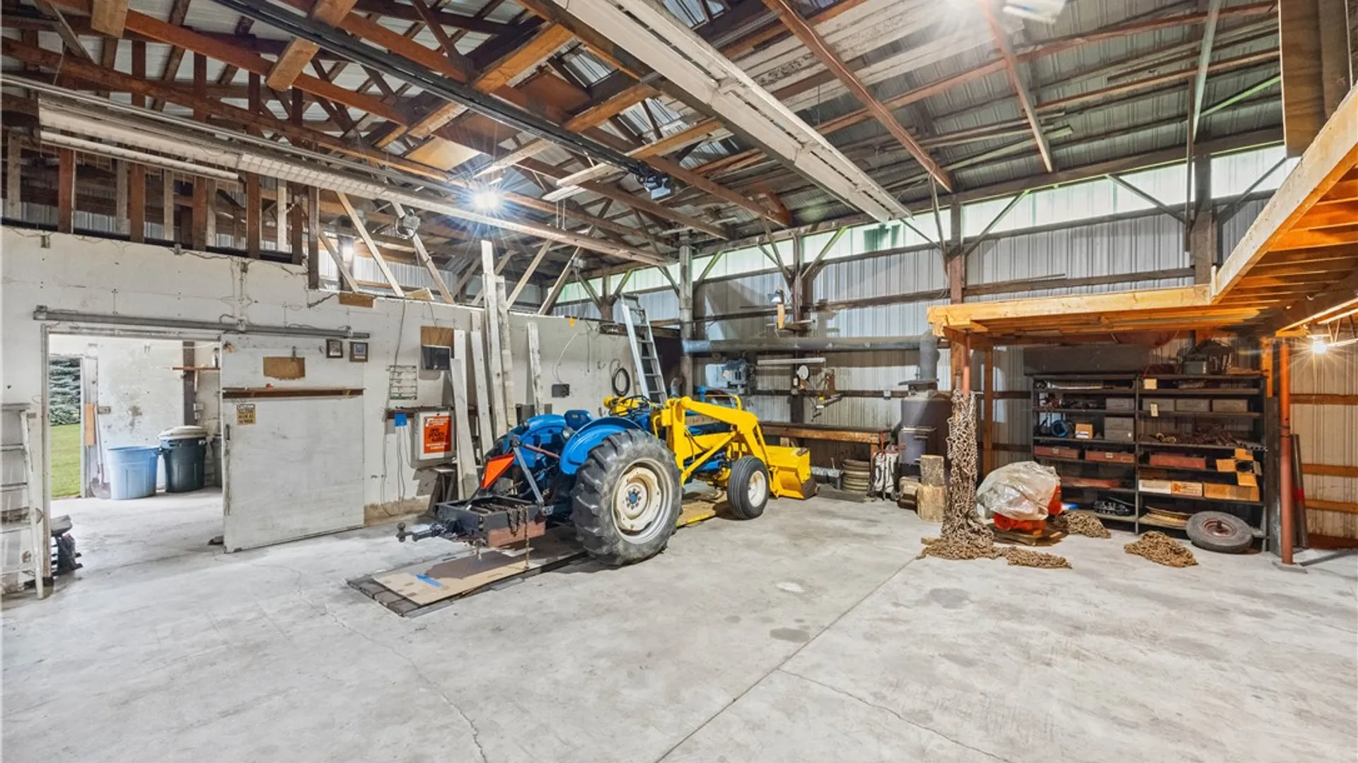 Property at 7112 Valentown Rd, Victor, NY 14564 10