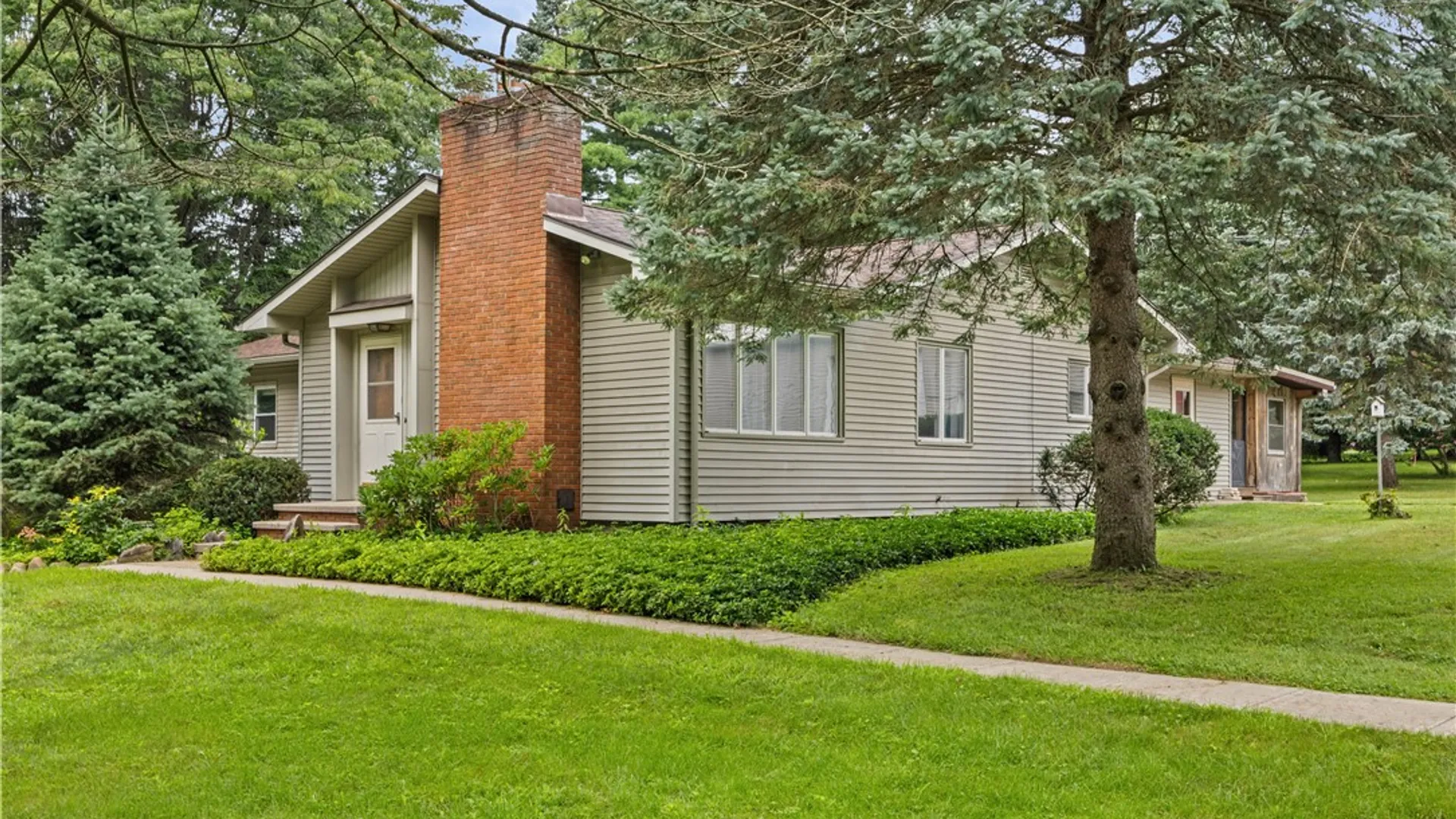 Property at 7112 Valentown Rd, Victor, NY 14564 34