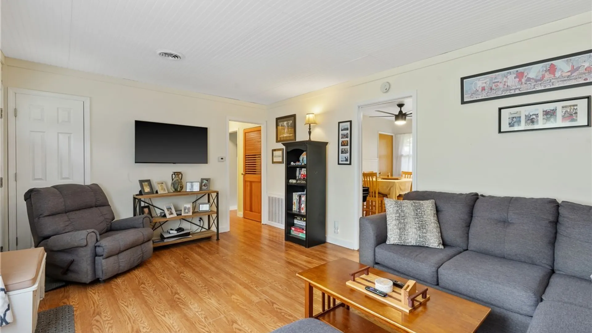 Property at 46 Wexford Road, DeWitt, NY 13214 4