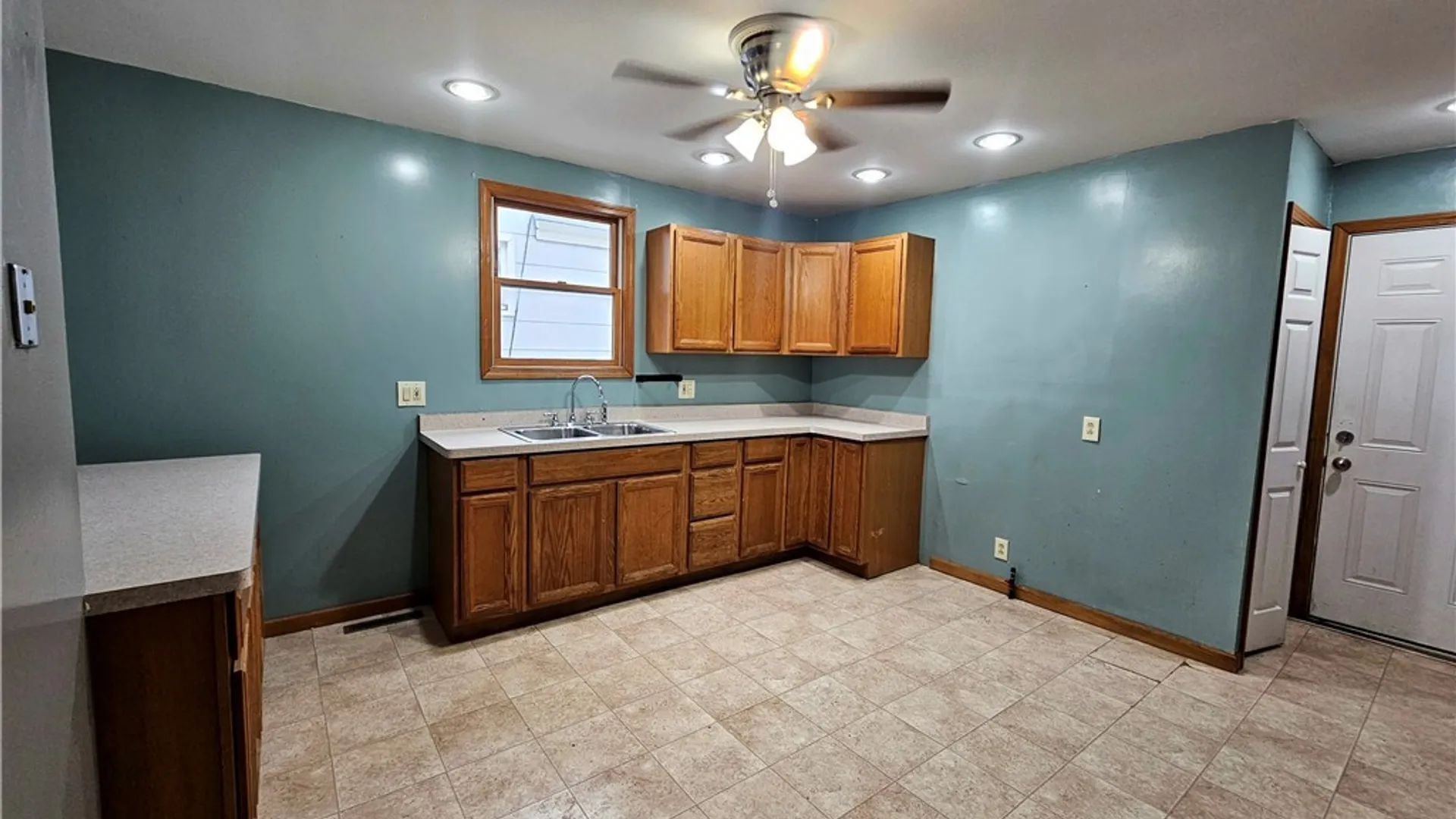 Property at 96 Fredro Street, Buffalo, NY 14206 5