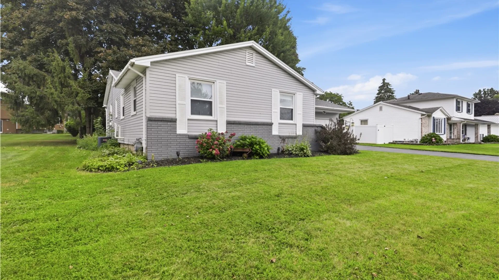 Property at 168 Carmas Drive, Greece, NY 14626 4