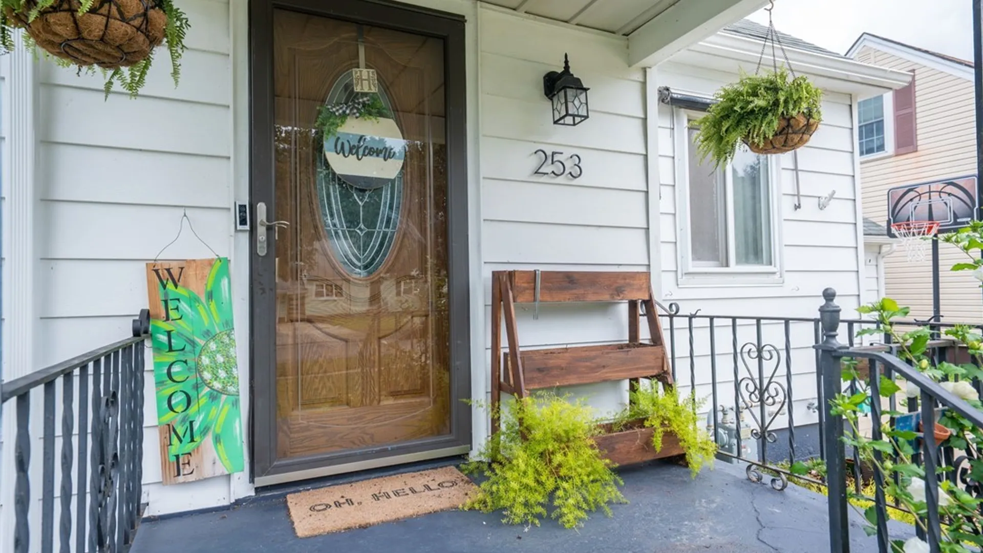 Property at 253 Kirkwood Drive, West Seneca, NY 14224 7