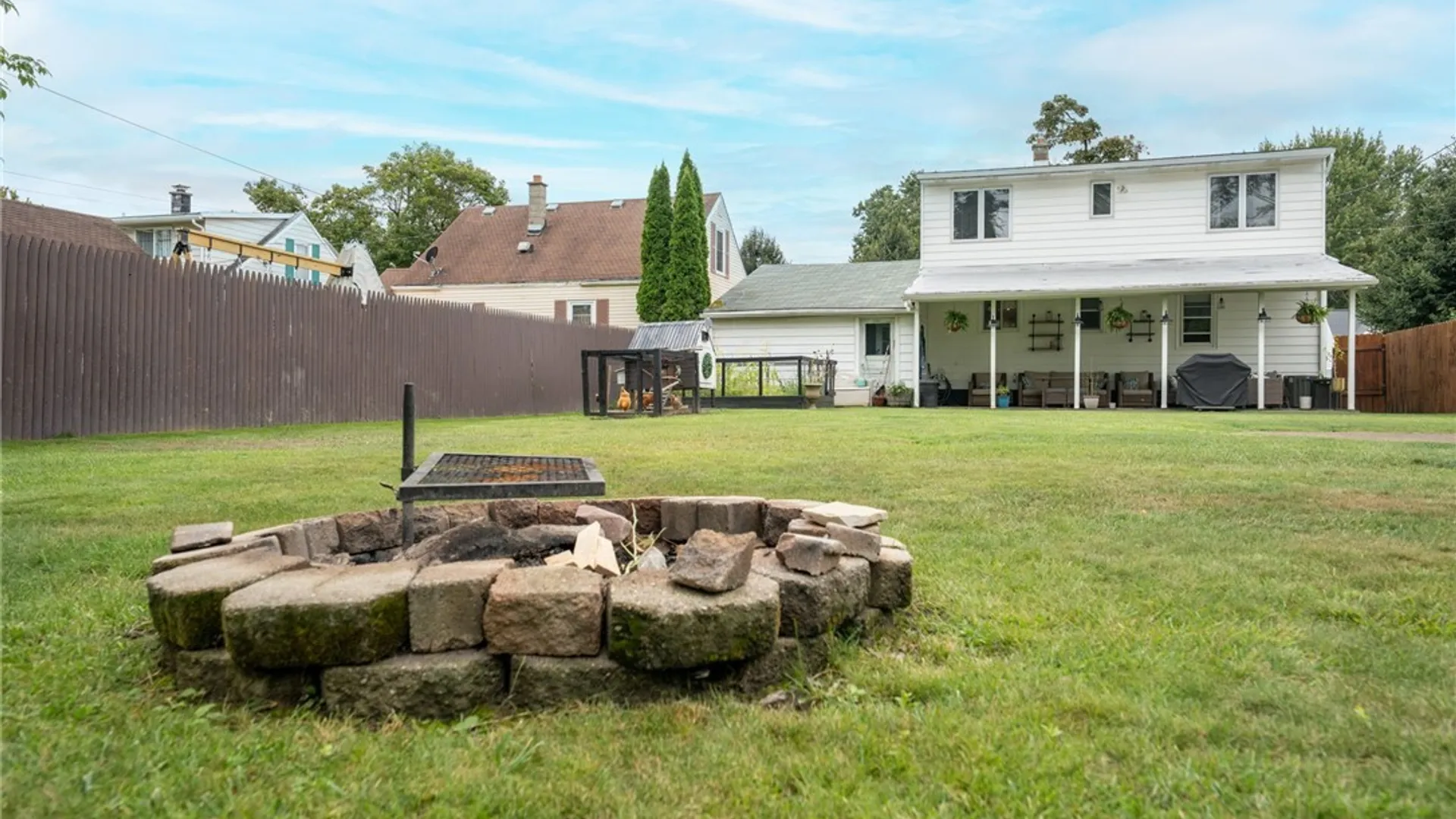 Property at 253 Kirkwood Drive, West Seneca, NY 14224 41