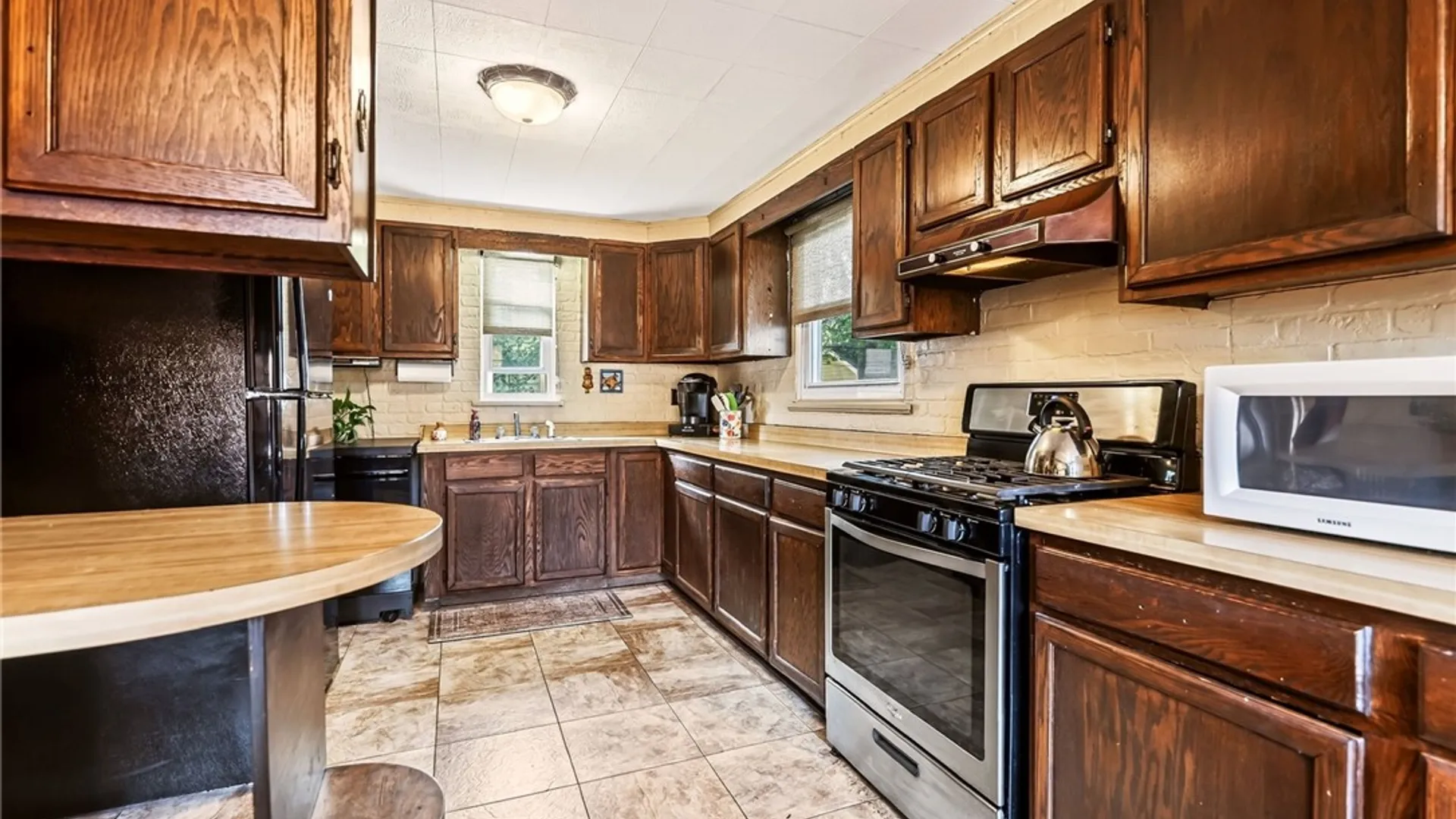 Property at 95 Rutledge Drive, Rochester, NY 14621 9
