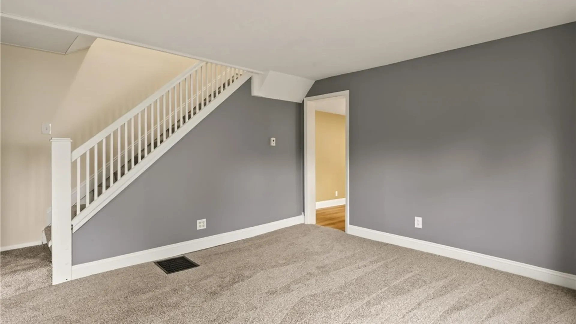 Property at 16-18 Kendall Street, Manchester, NY 14432 8