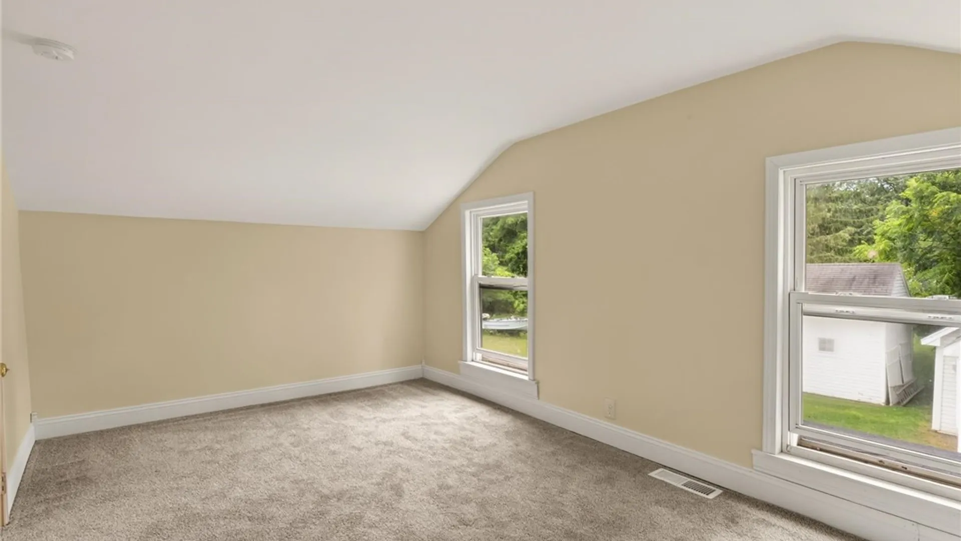 Property at 16-18 Kendall Street, Manchester, NY 14432 23