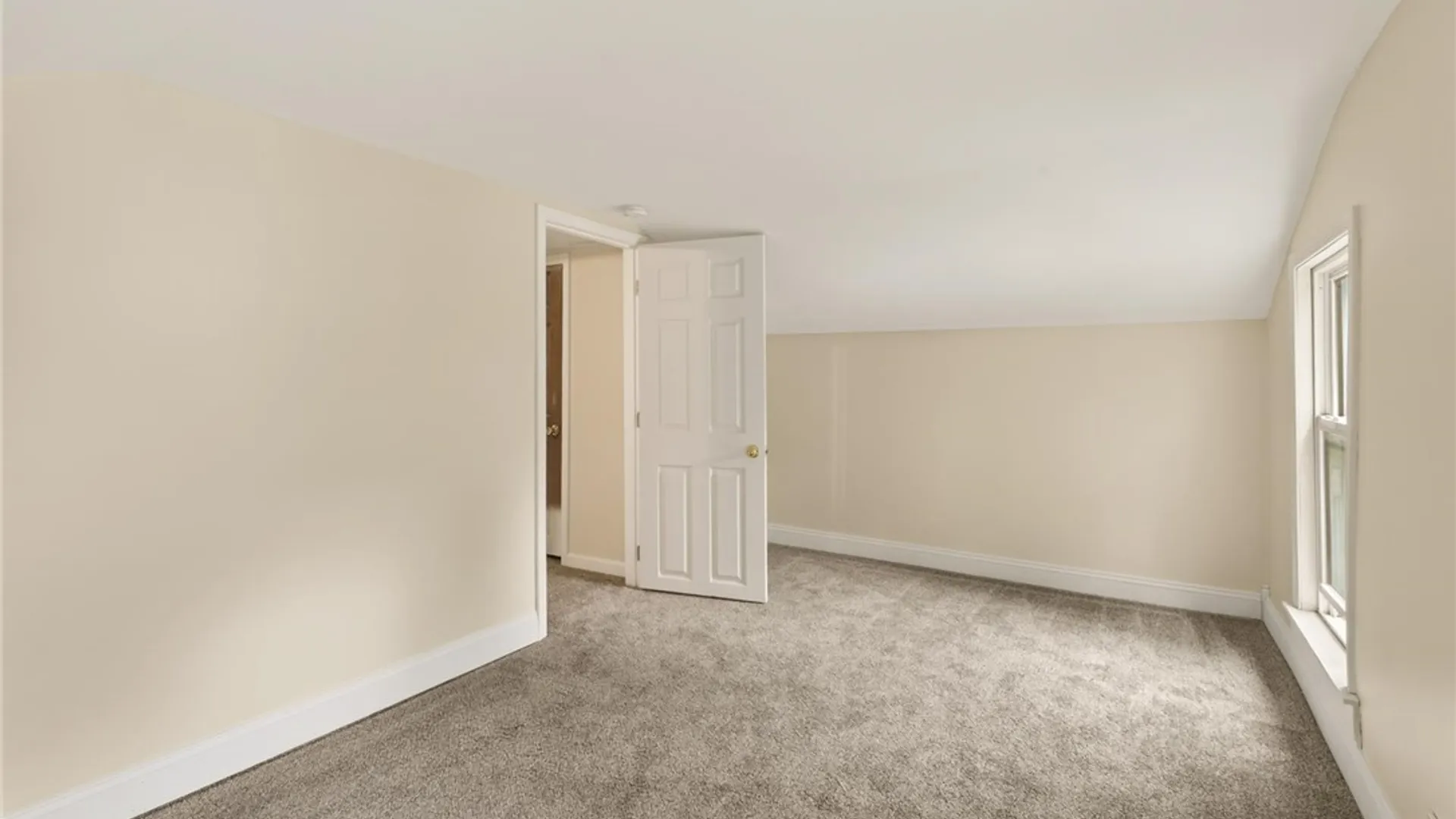 Property at 16-18 Kendall Street, Manchester, NY 14432 26