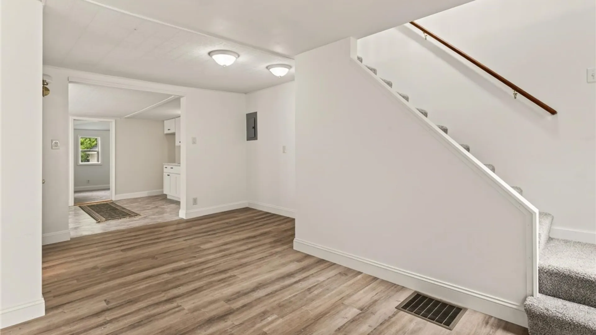 Property at 16-18 Kendall Street, Manchester, NY 14432 32