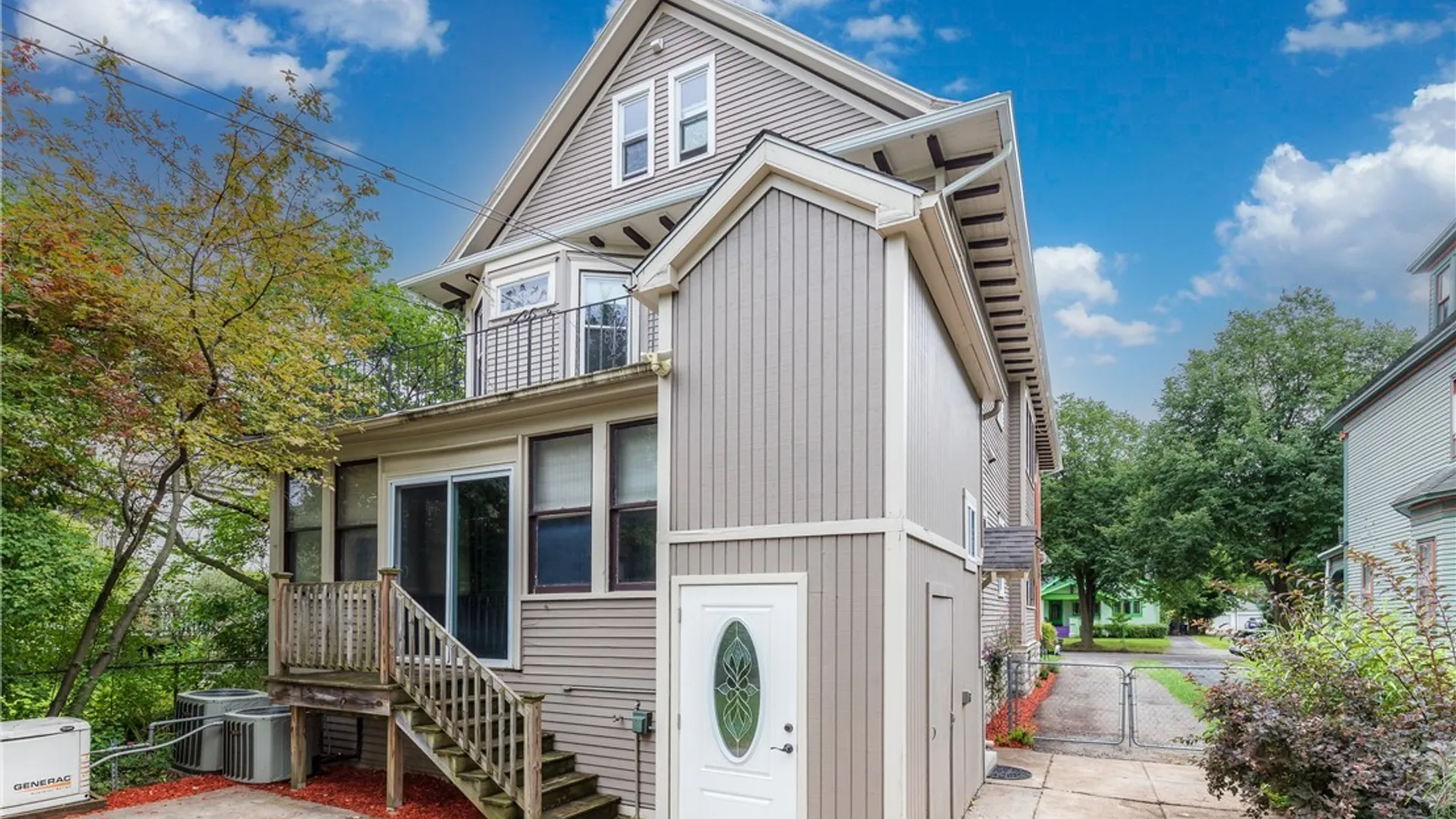 Property at 472 Woodward Avenue, Buffalo, NY 14214 44