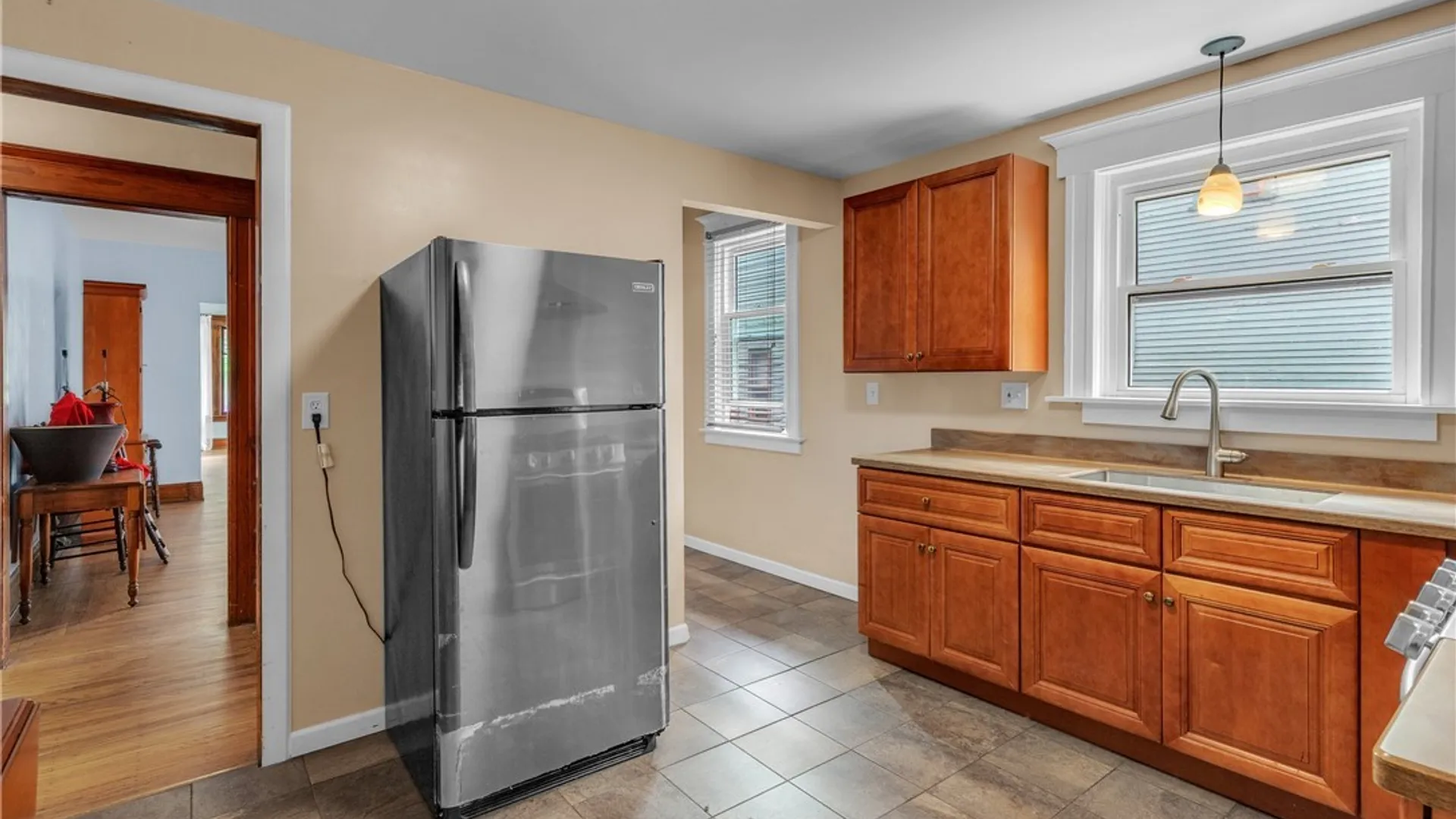 Property at 472 Woodward Avenue, Buffalo, NY 14214 12