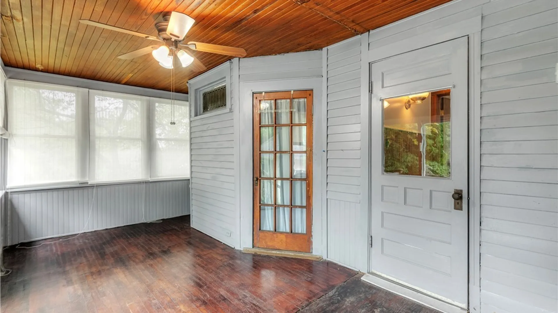 Property at 472 Woodward Avenue, Buffalo, NY 14214 21