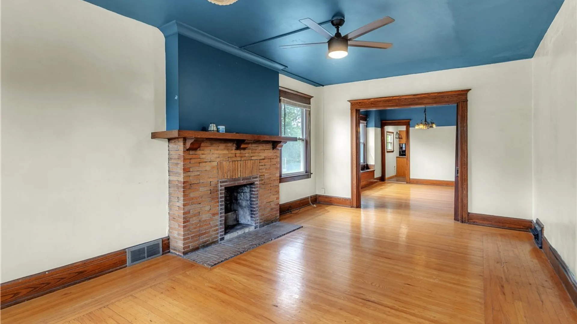 Property at 472 Woodward Avenue, Buffalo, NY 14214 25