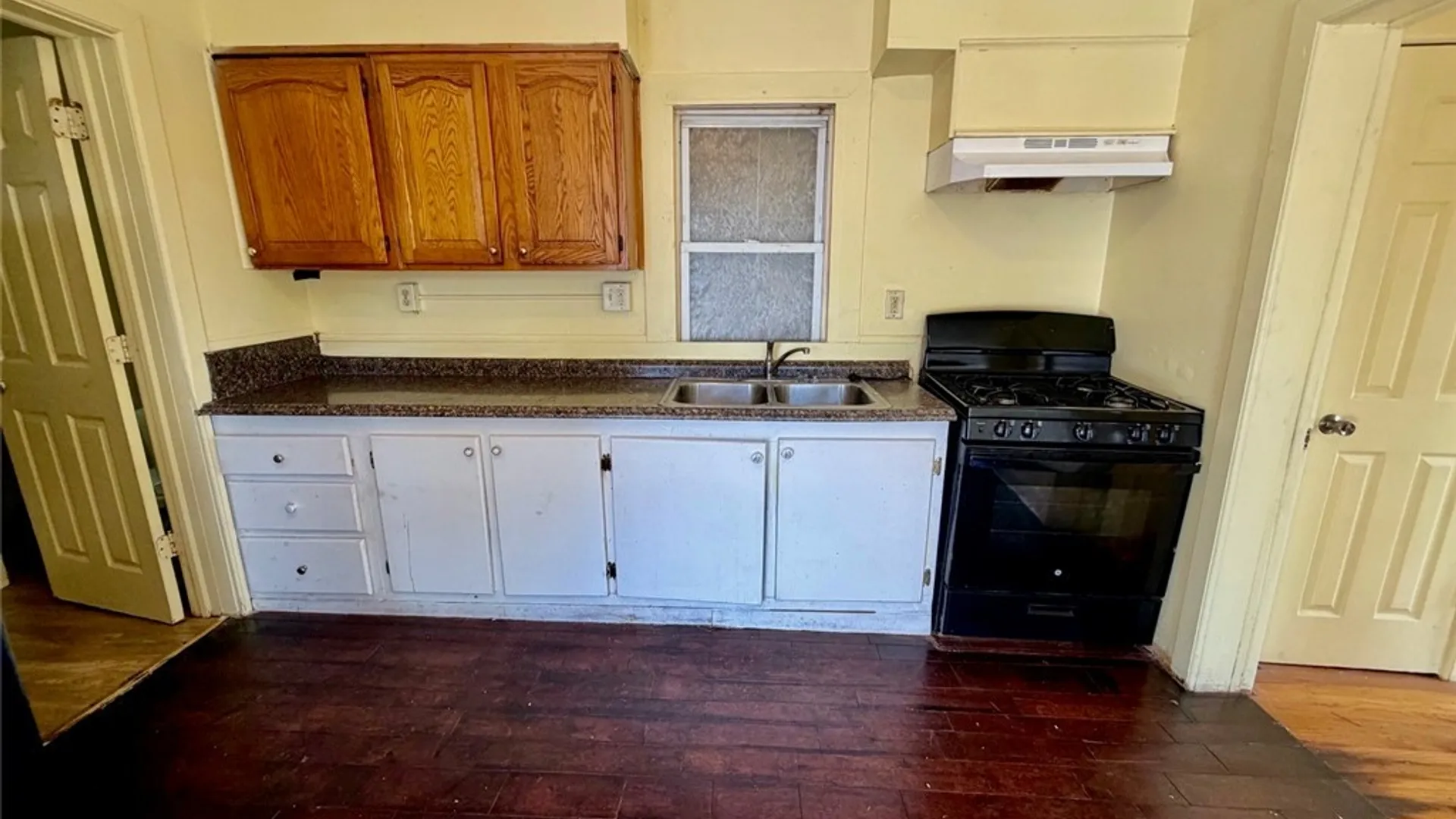 Property at 117 Seward Street, Syracuse, NY 13203 8