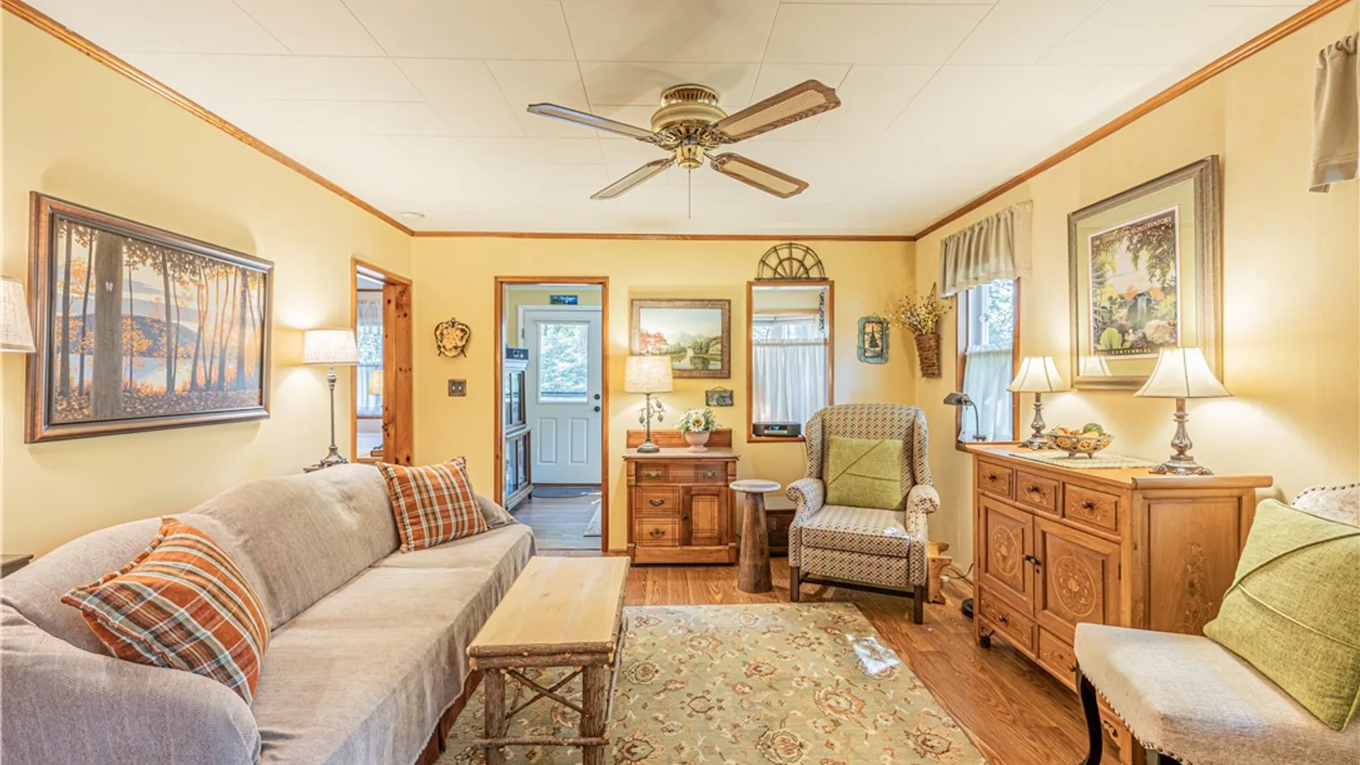 Property at 9 Pleasant Avenue, Irondequoit, NY 14622 5