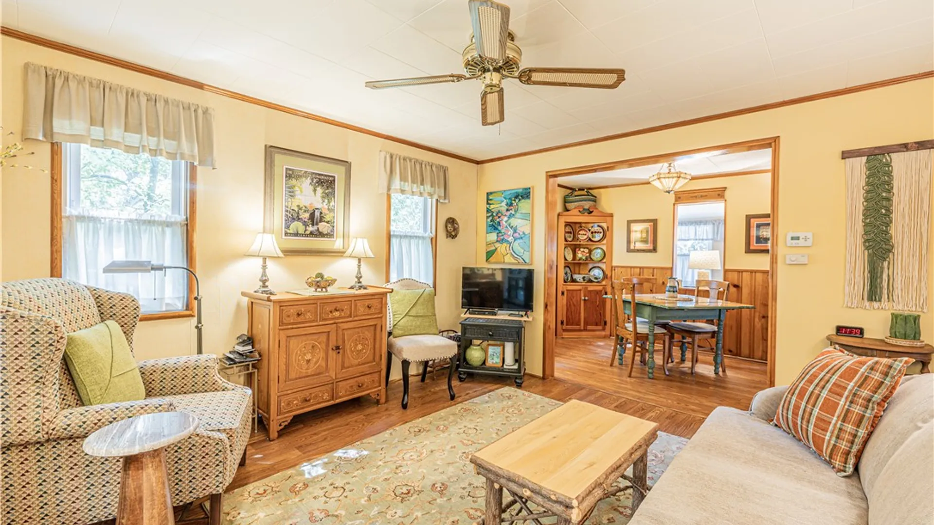 Property at 9 Pleasant Avenue, Irondequoit, NY 14622 6