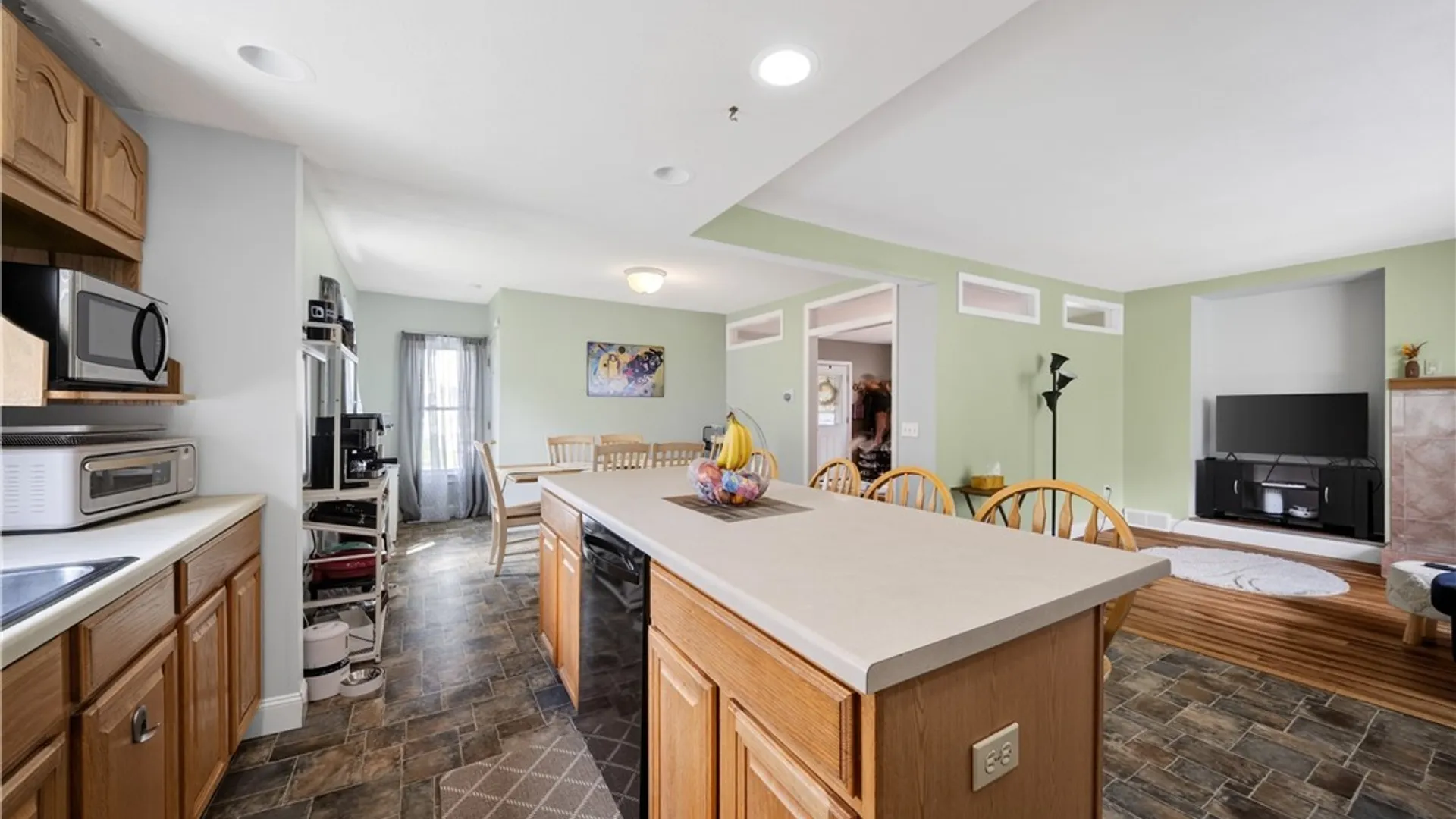 Property at 15 Green Street, Camillus, NY 13031 13