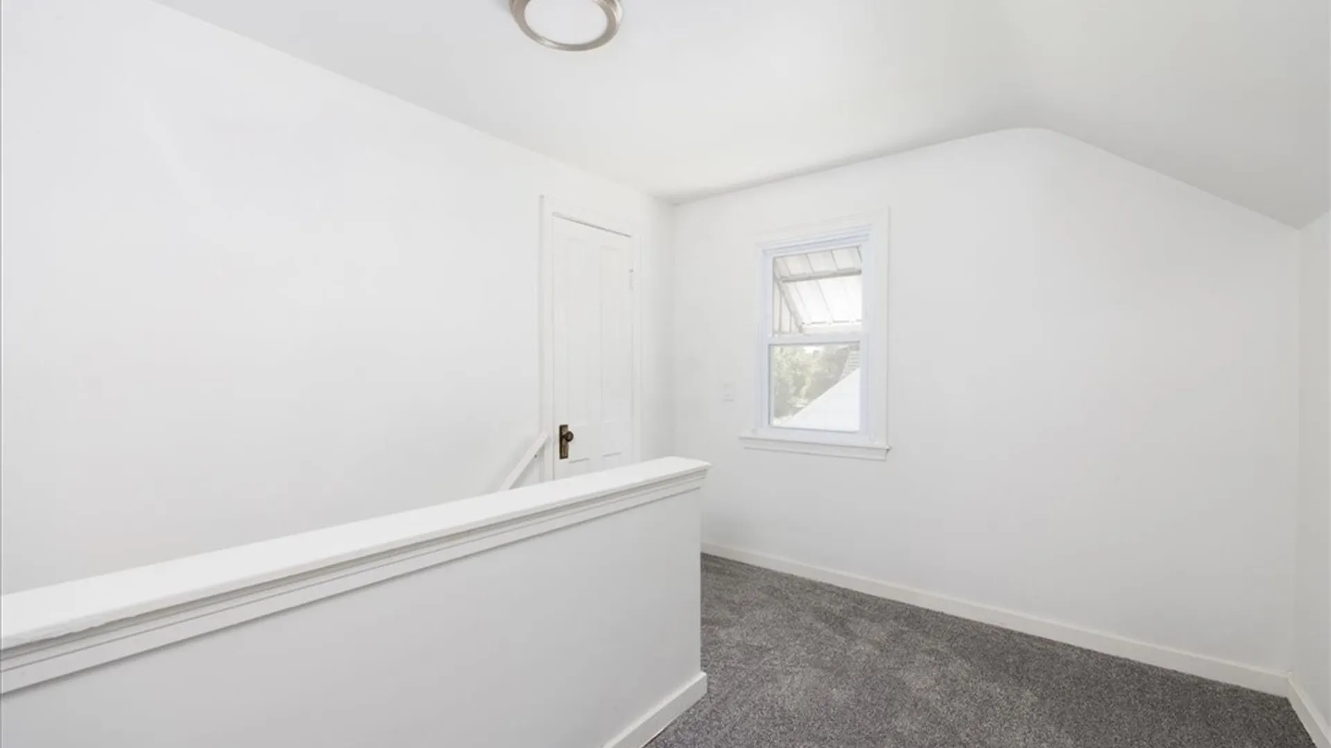 Property at 382 Windermere Boulevard, Amherst, NY 14226 12