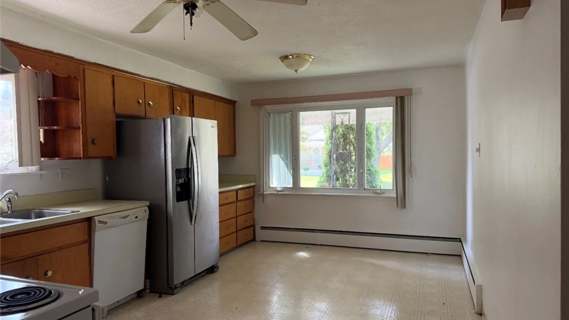 Property at 563 27th Street, Niagara Falls, NY 14301 5