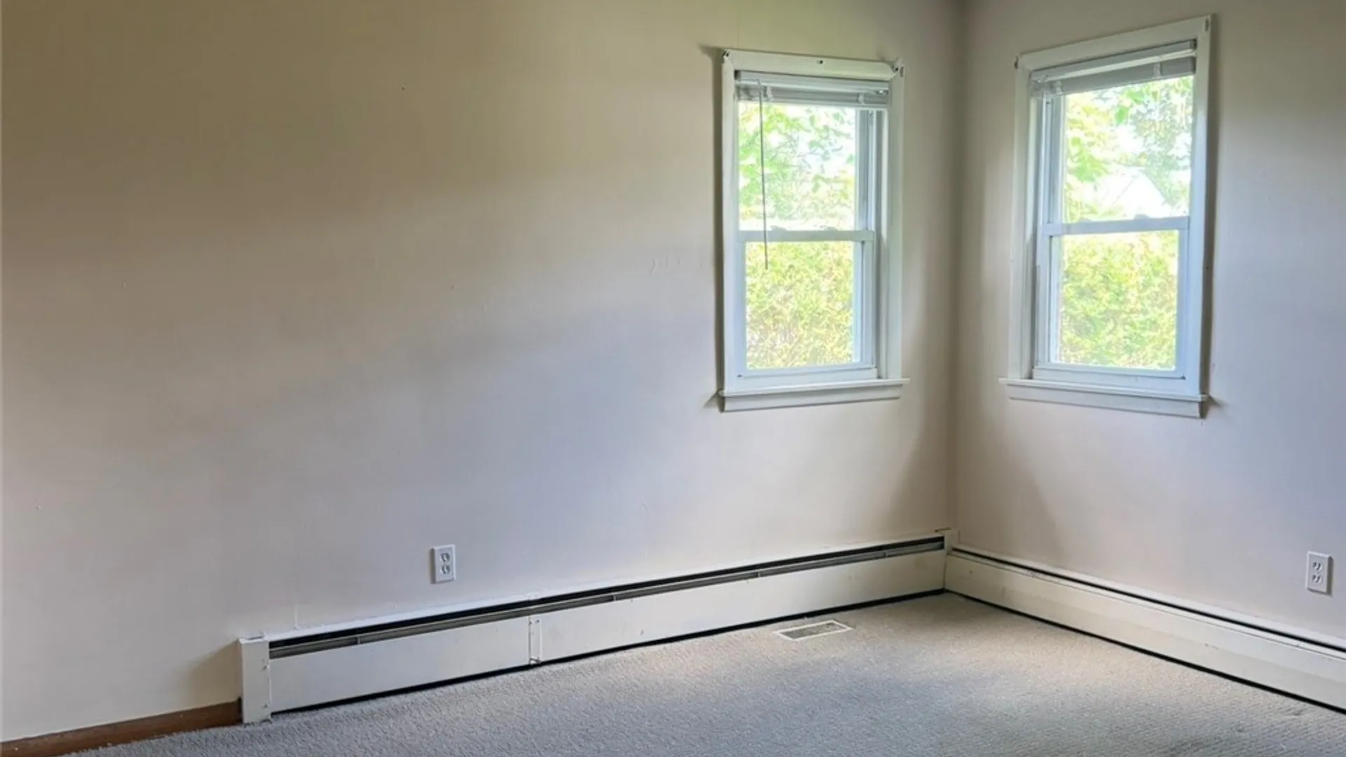 Property at 563 27th Street, Niagara Falls, NY 14301 11