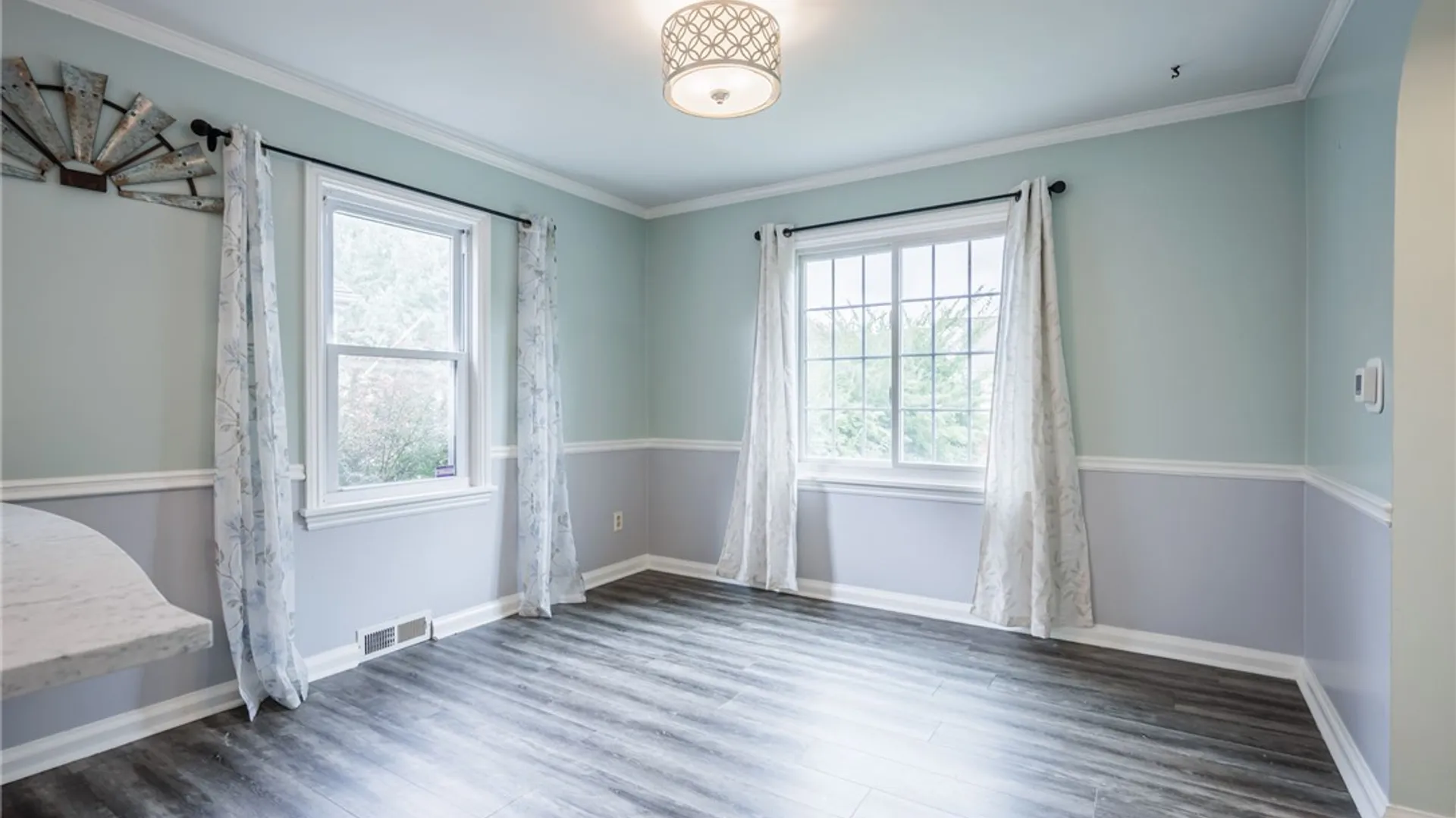 Property at 49 Yorkshire Road, Irondequoit, NY 14609 15