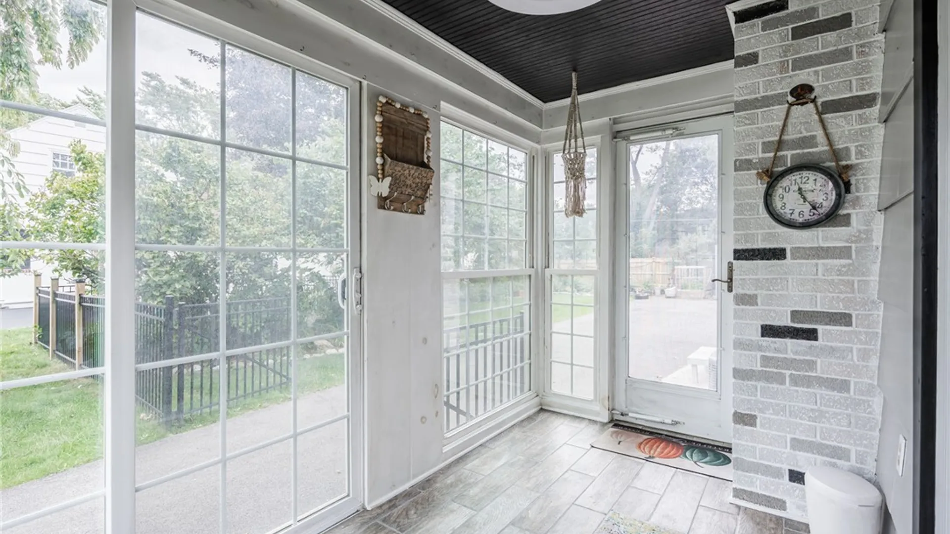 Property at 49 Yorkshire Road, Irondequoit, NY 14609 16